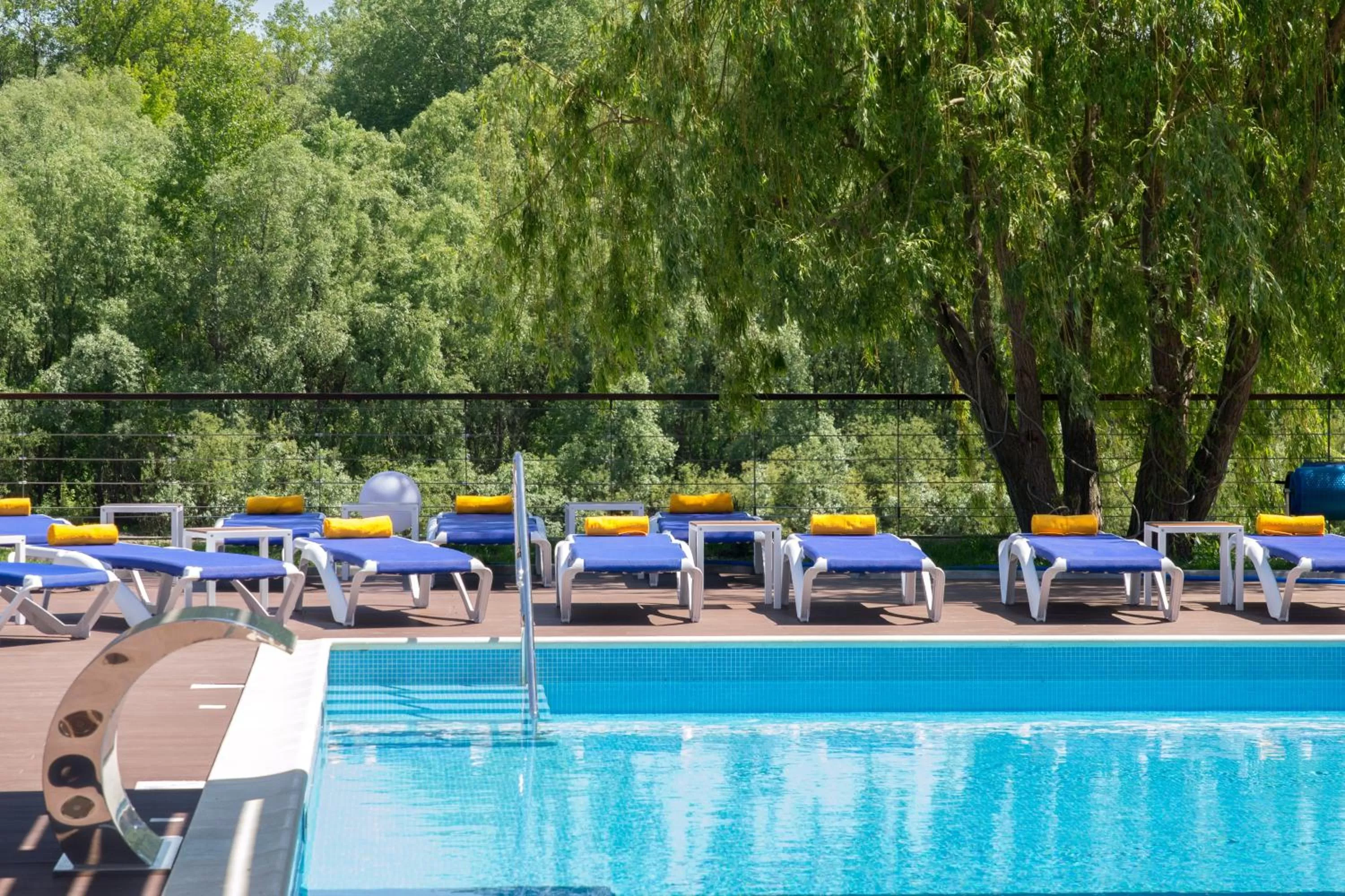 Pool view in RiverSide- Hotel and MICE