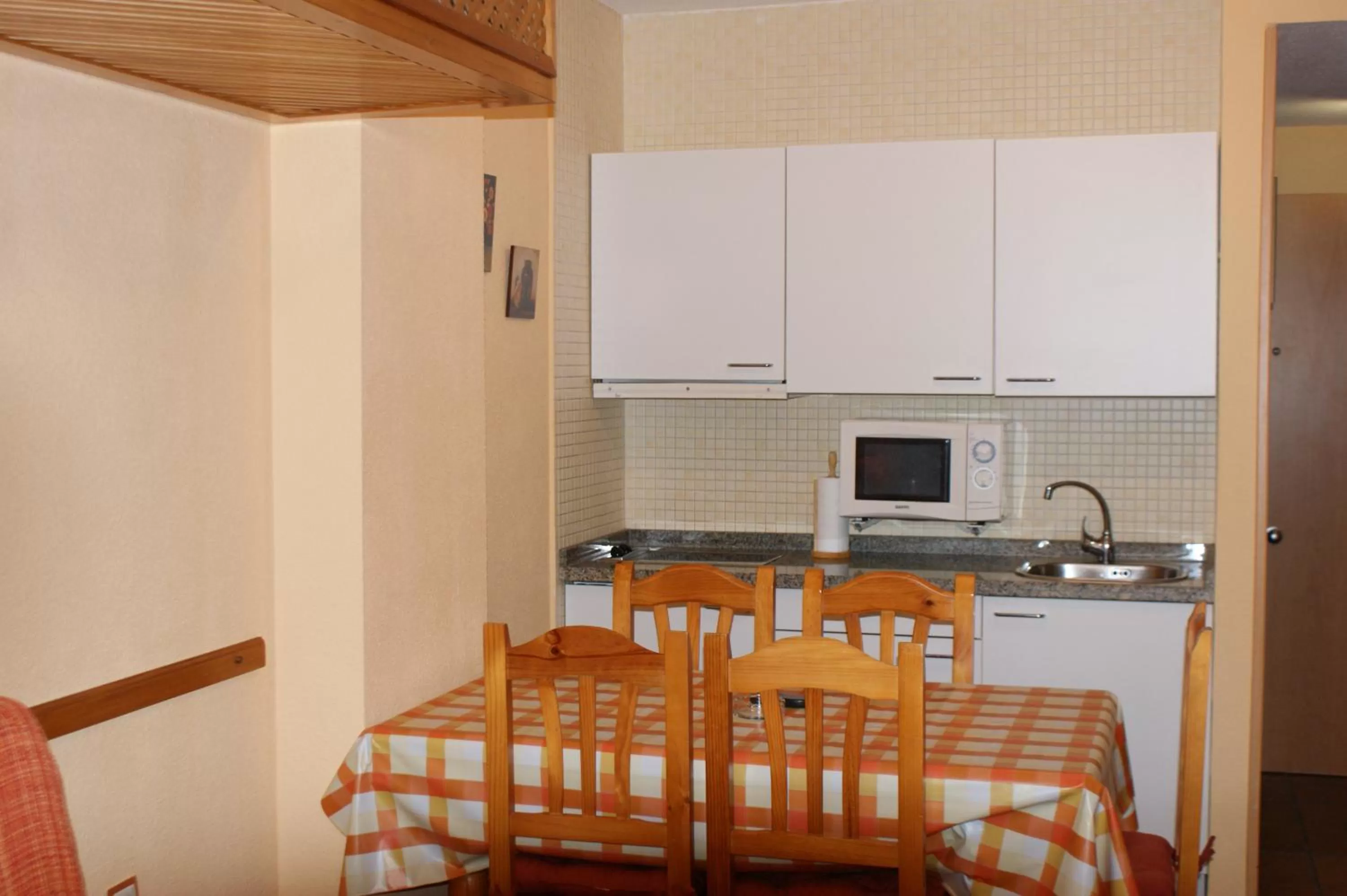 Dining area in Apartamentos Sierra Nevada Welcome