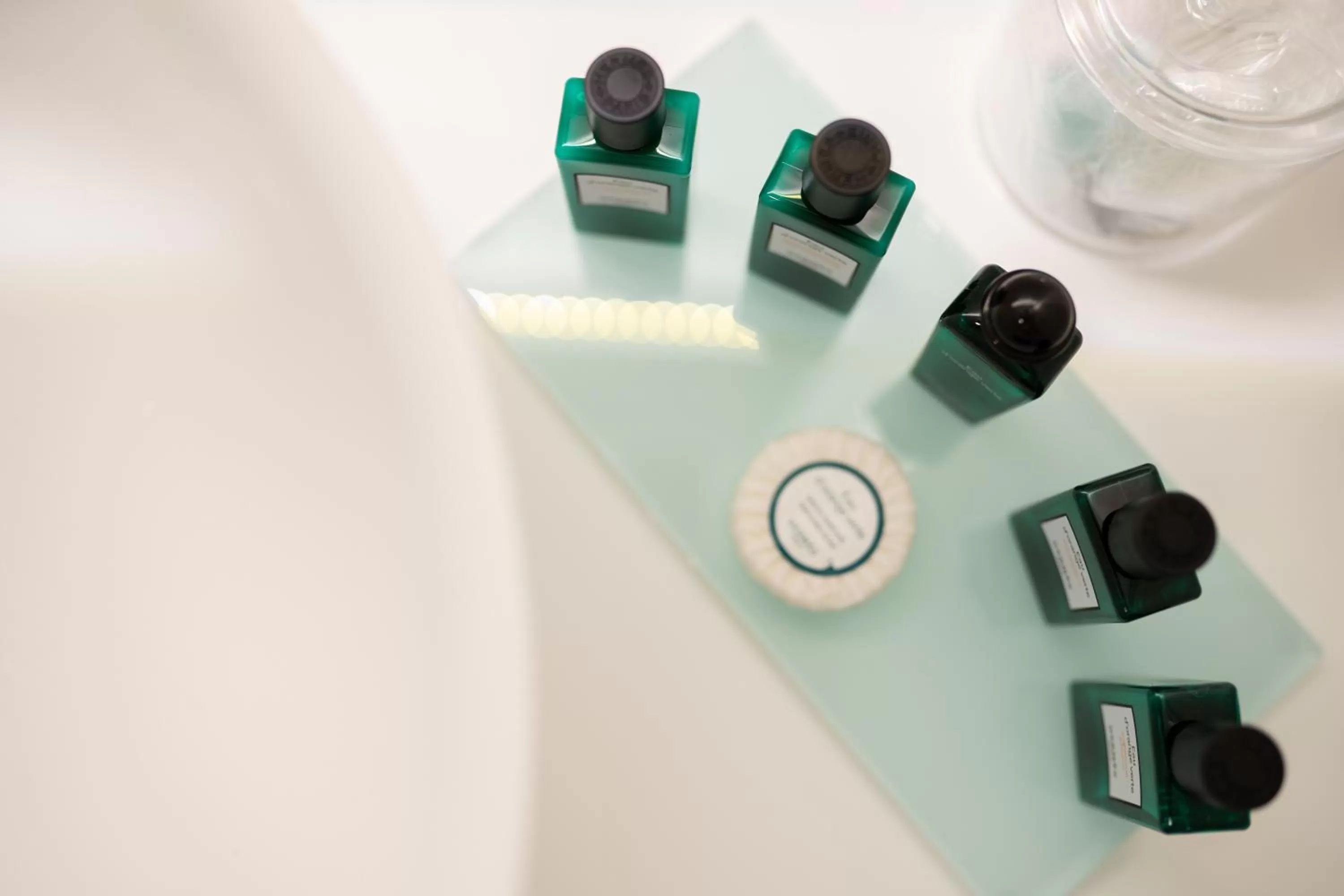 Bathroom in Grotta Palazzese Beach Hotel