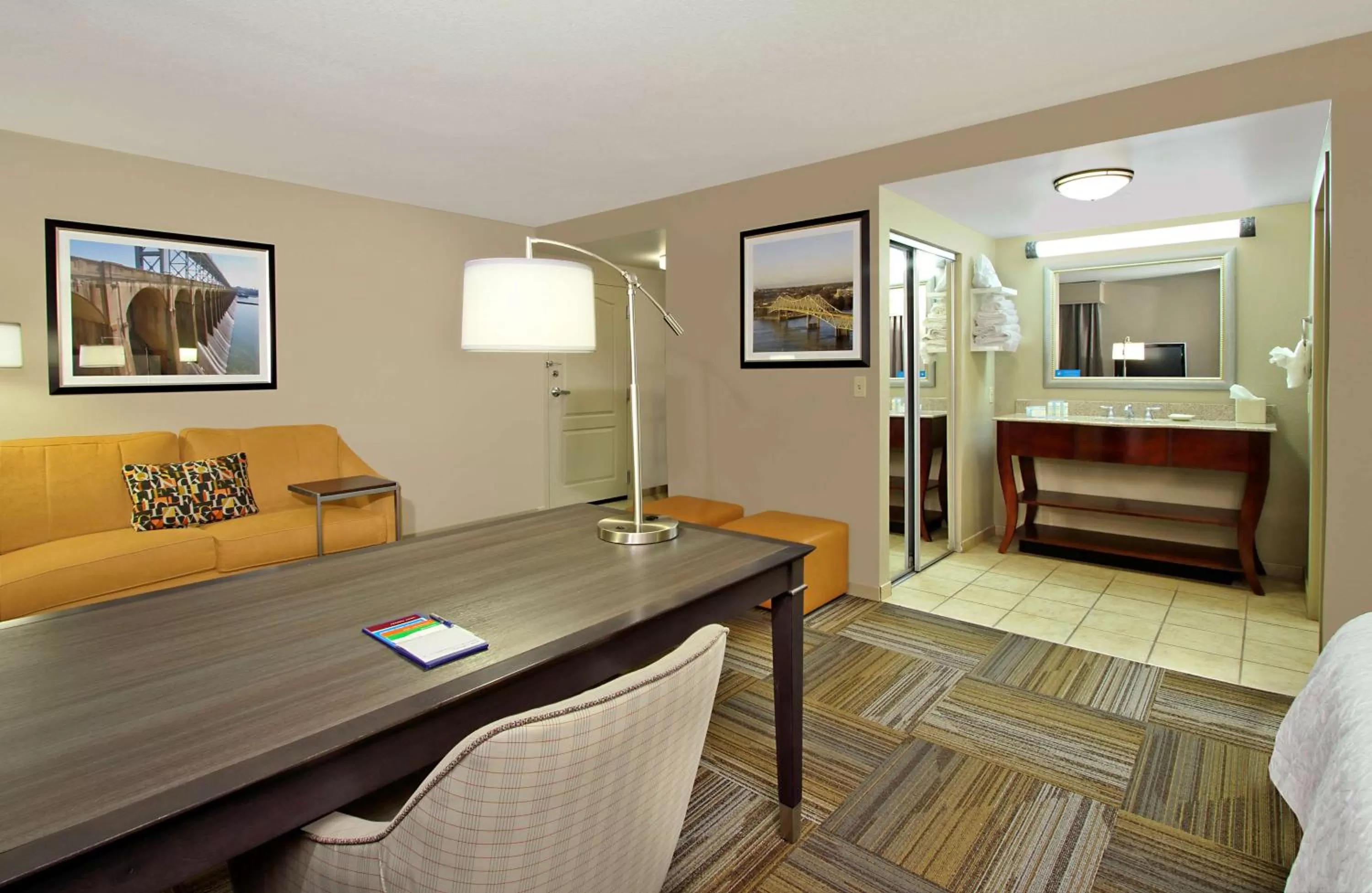 King Studio Suite with Sofa Bed - Non-Smoking in Hampton Inn & Suites-Florence Downtown