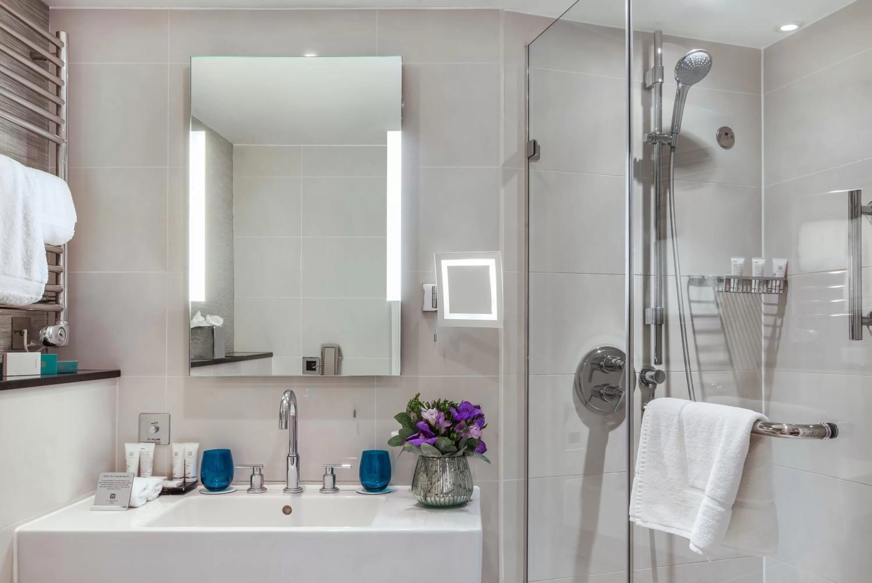 Shower in St. James' Court, A Taj Hotel, London