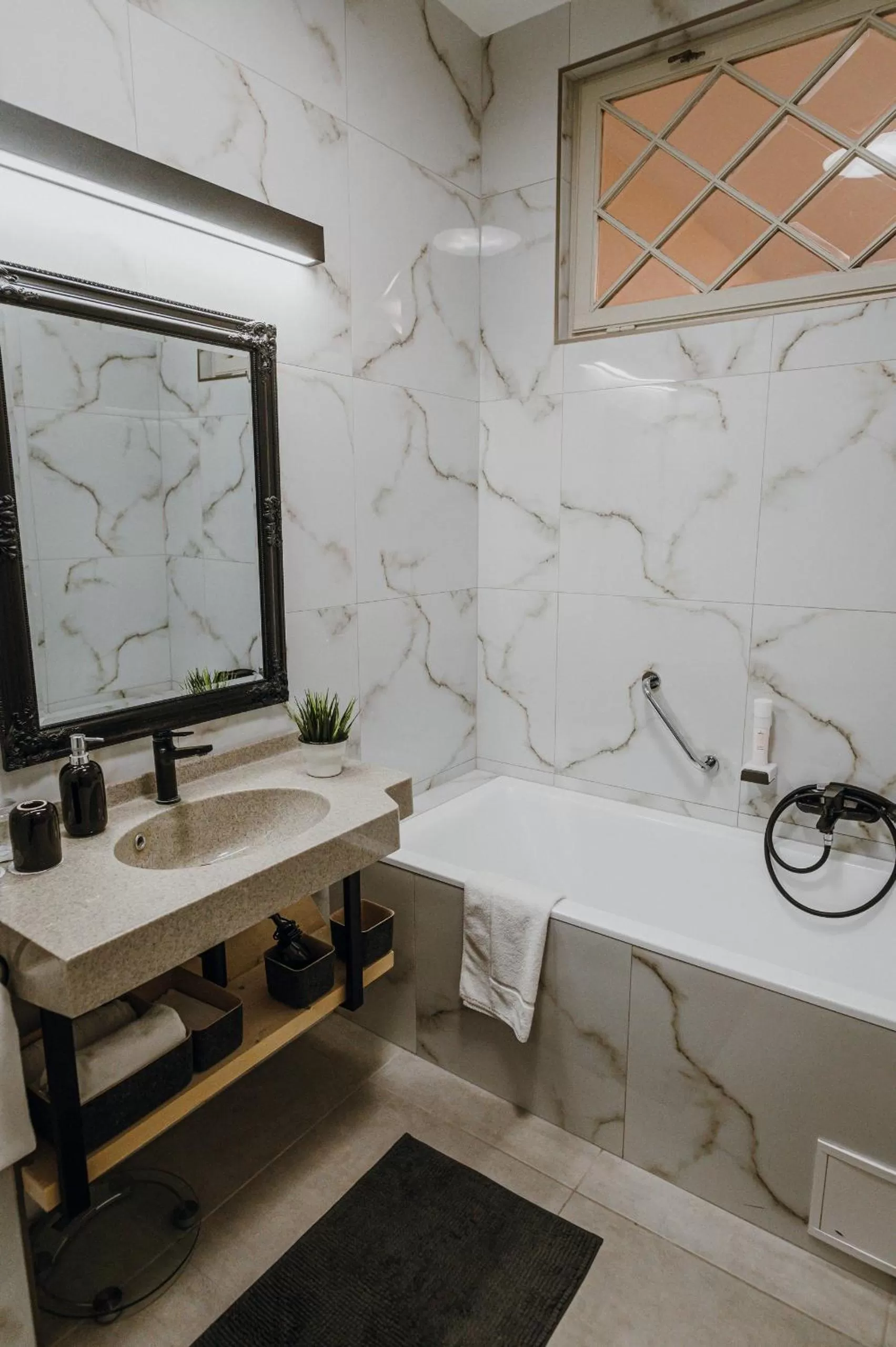 Bathroom in Hotel Piano