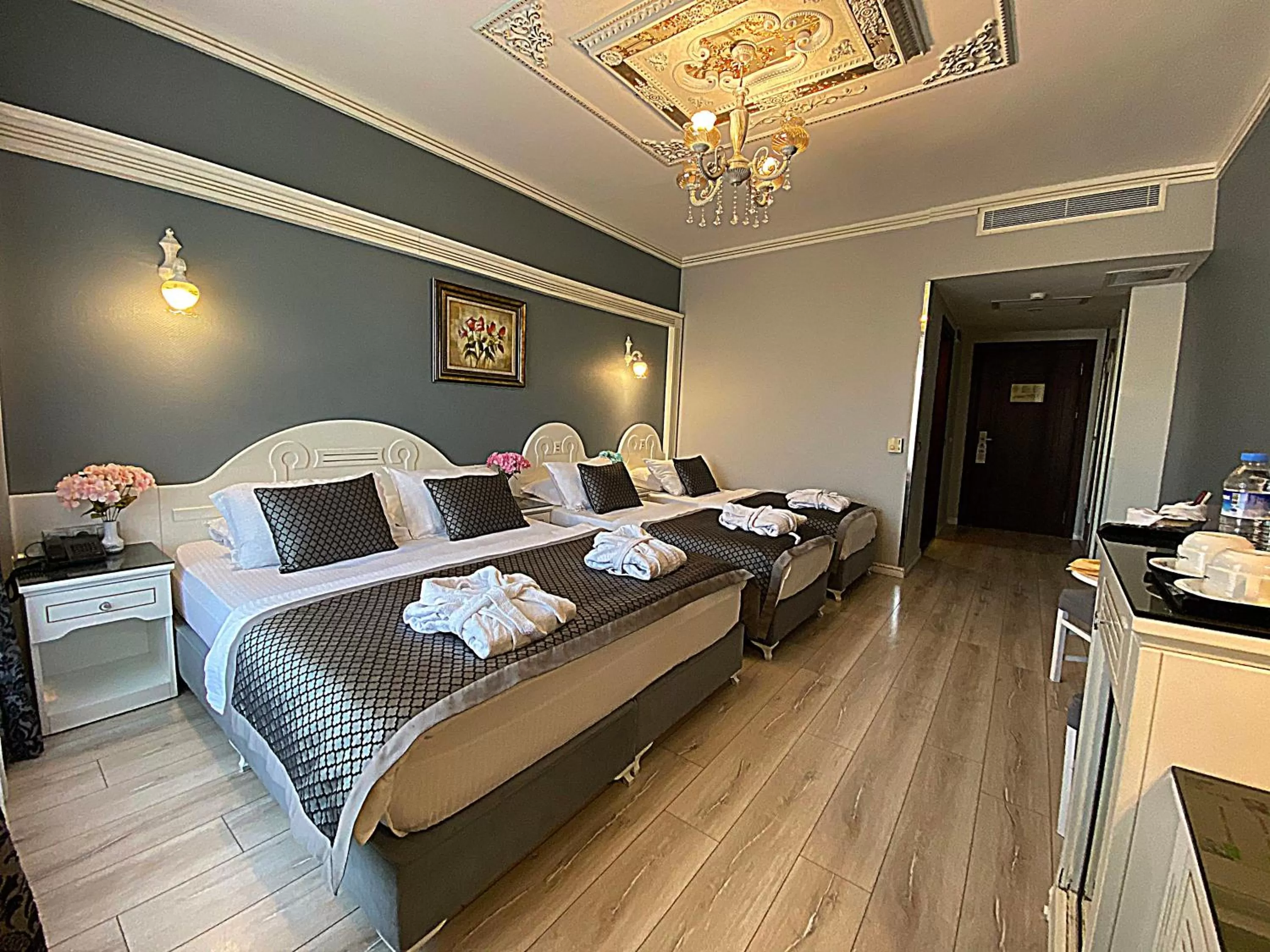 Bed in Gülhanepark Hotel & Spa