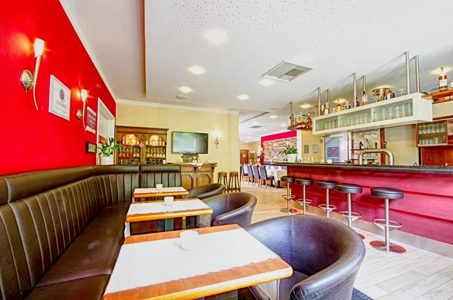 Restaurant/places to eat in Hotel Jakob