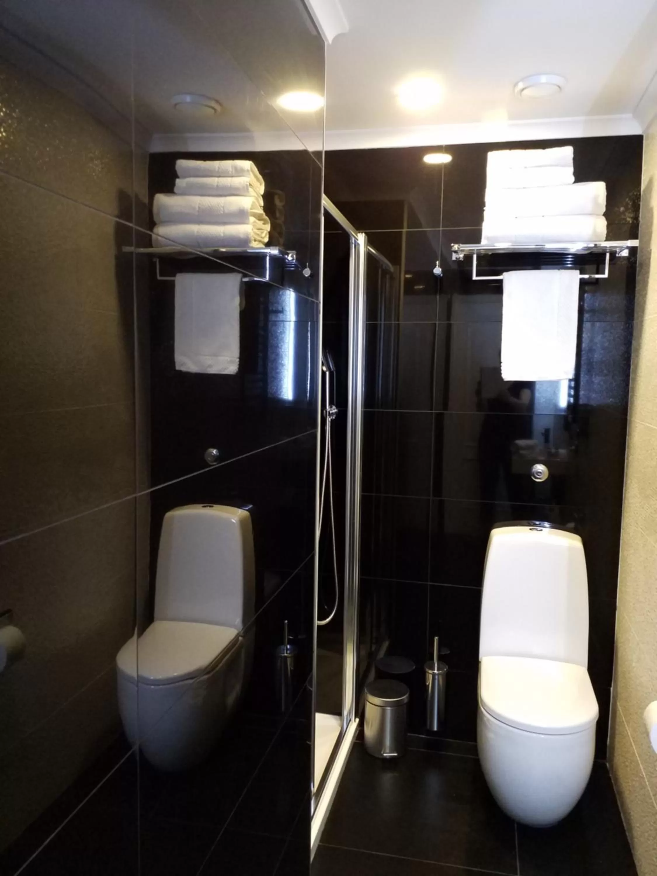 Bathroom in Private Villa Porto