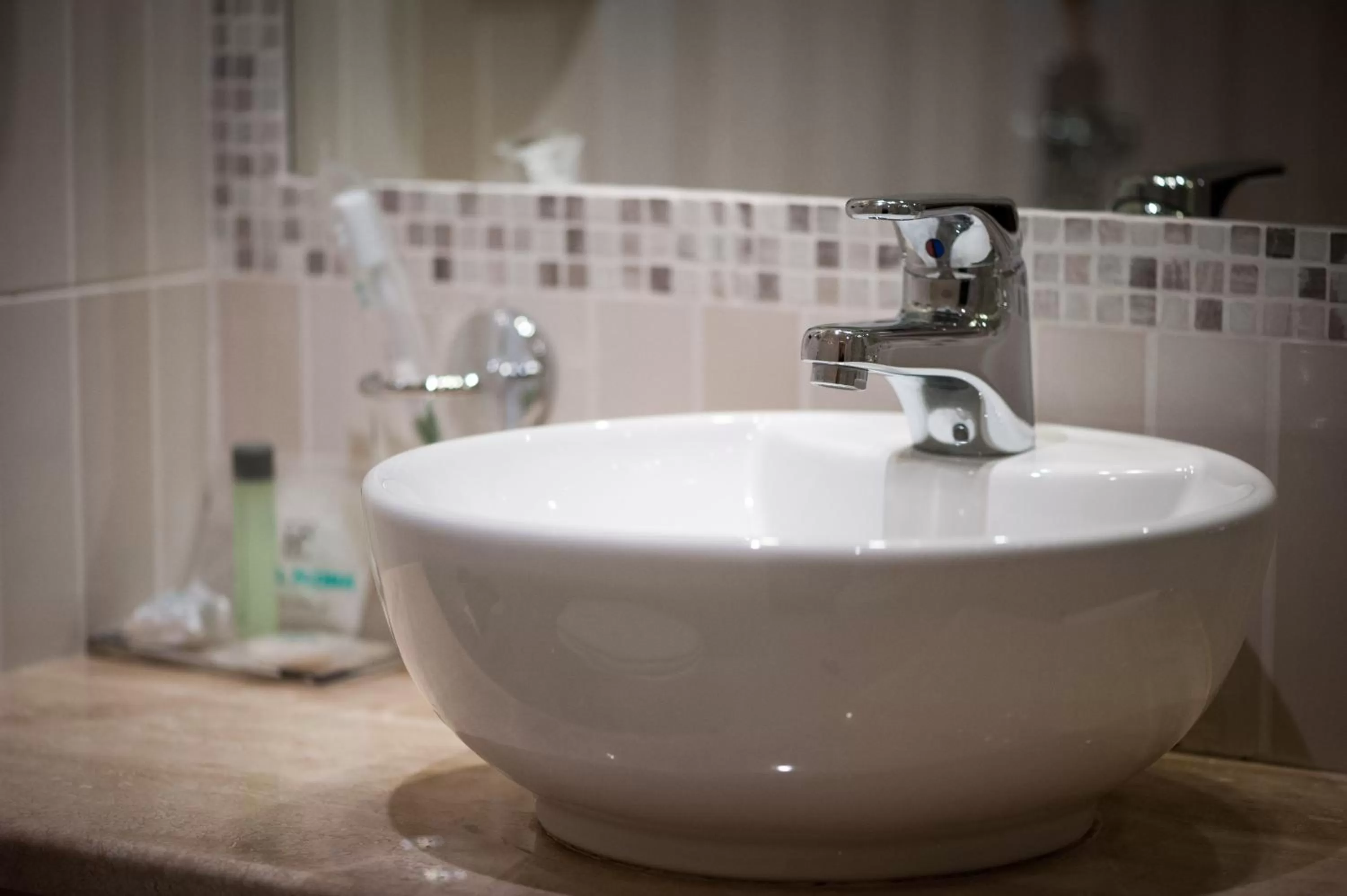 Bathroom in Hotel Flora