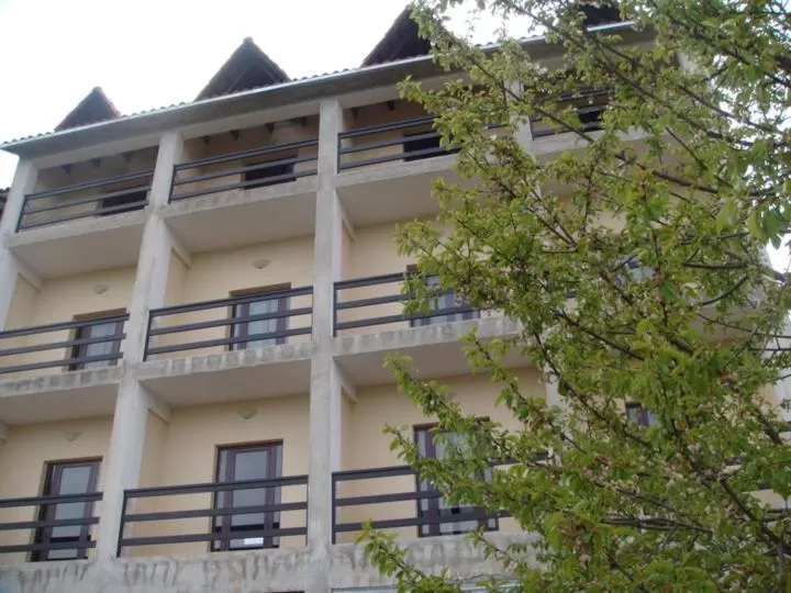 Facade/entrance, Property Building in Hotel Vila Bruci