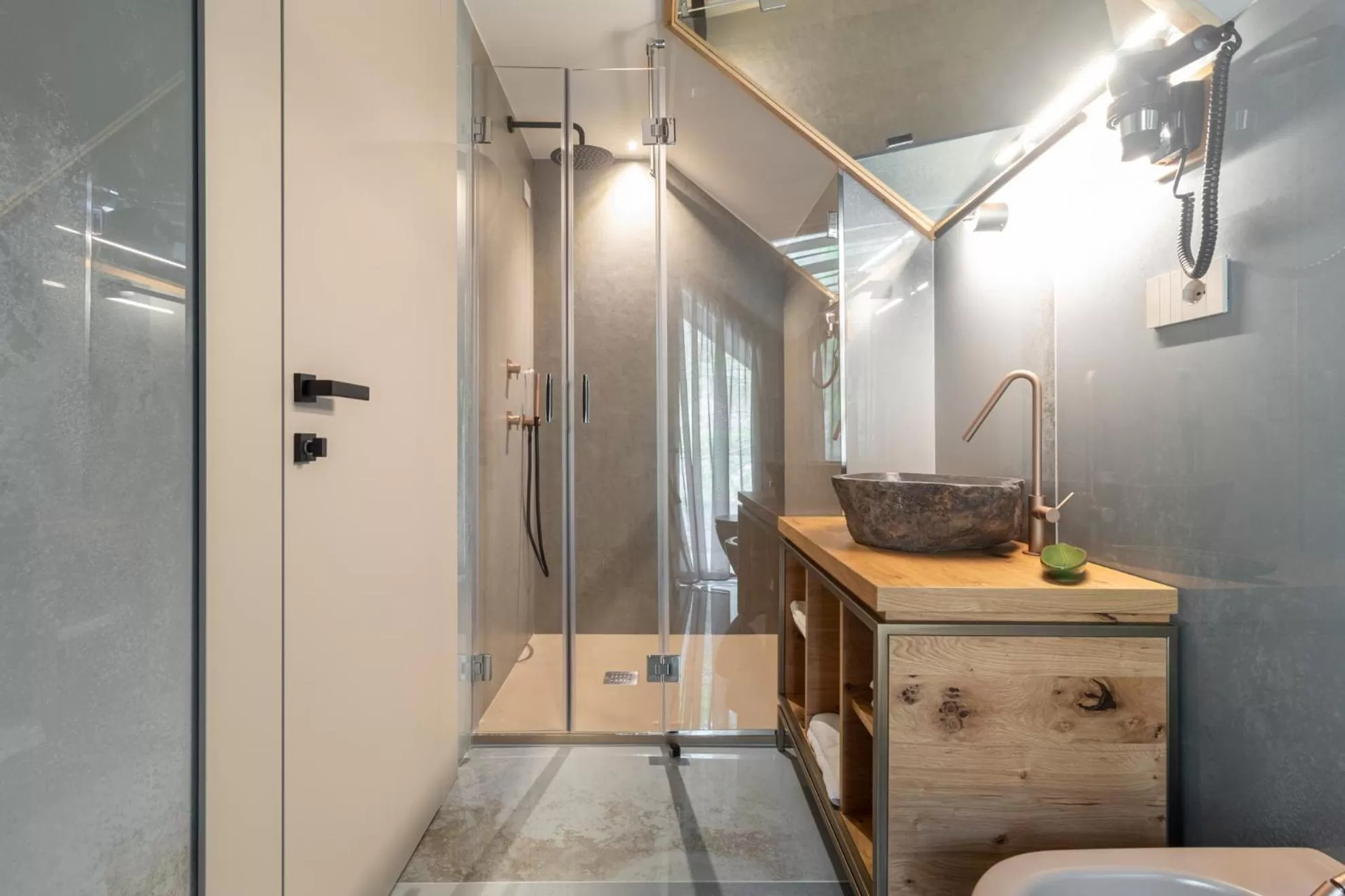 Bathroom in Locanda Milia Etna