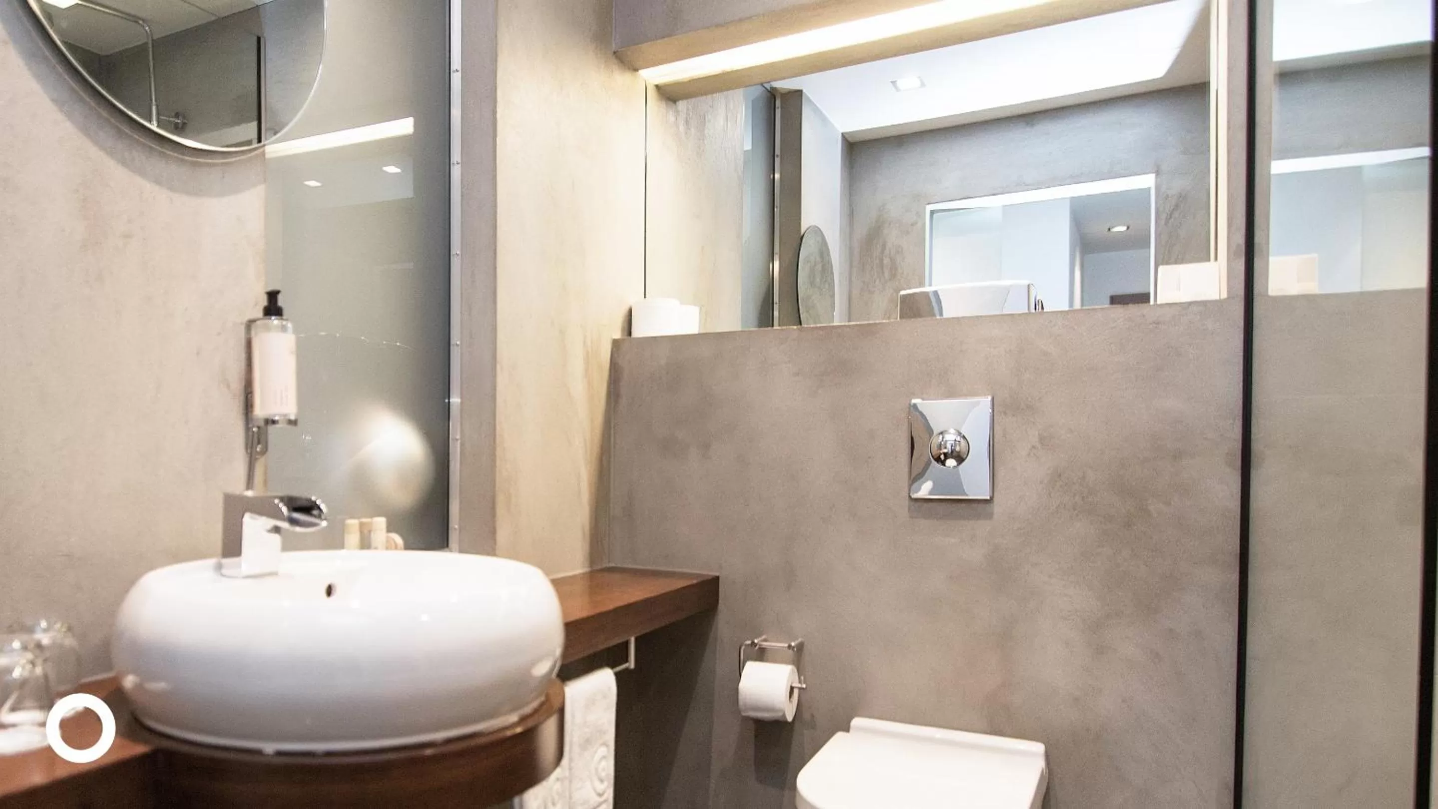 Bathroom in Thingholt by Center Hotels