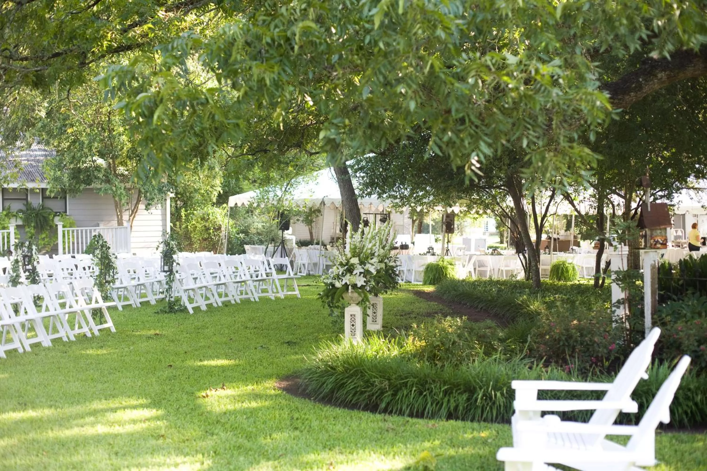 Facade/entrance in Rainbow Courts