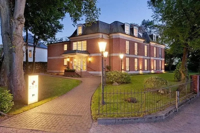 Das Gästehaus der Elb Lounge "Self Check In" Das Gästehaus der Elb Lounge "Self Check In"