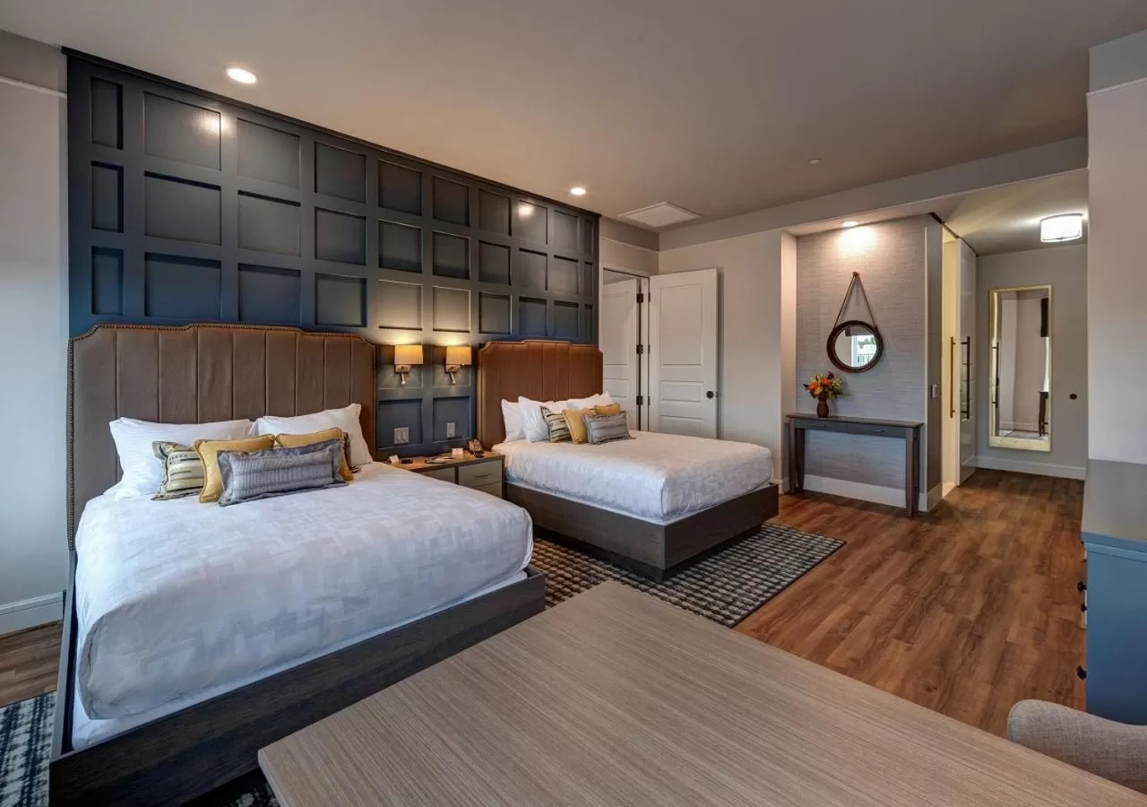 Bedroom, Bed in The Hotel Concord