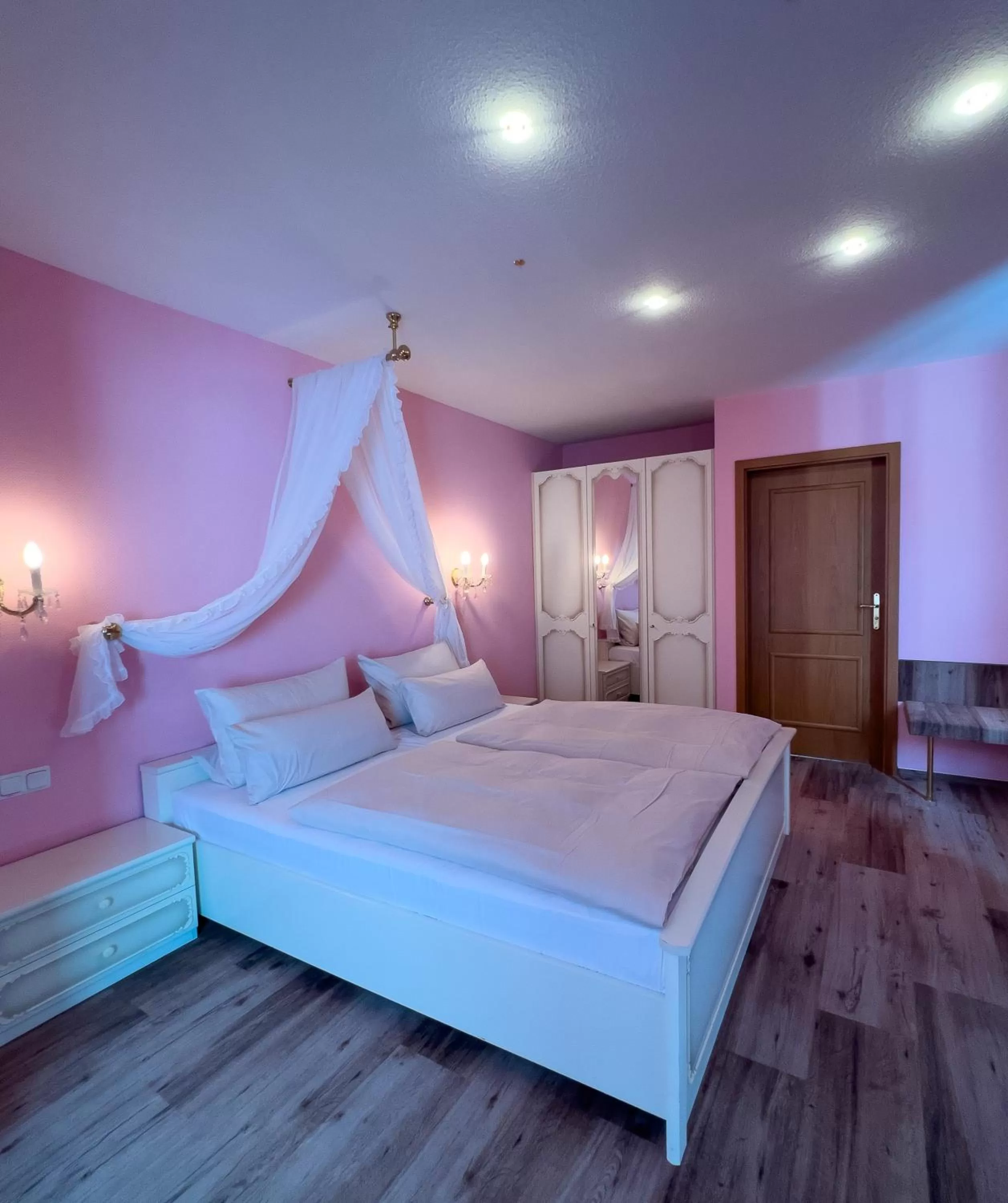 Bed in Hotel Landhaus Wörlitzer Hof