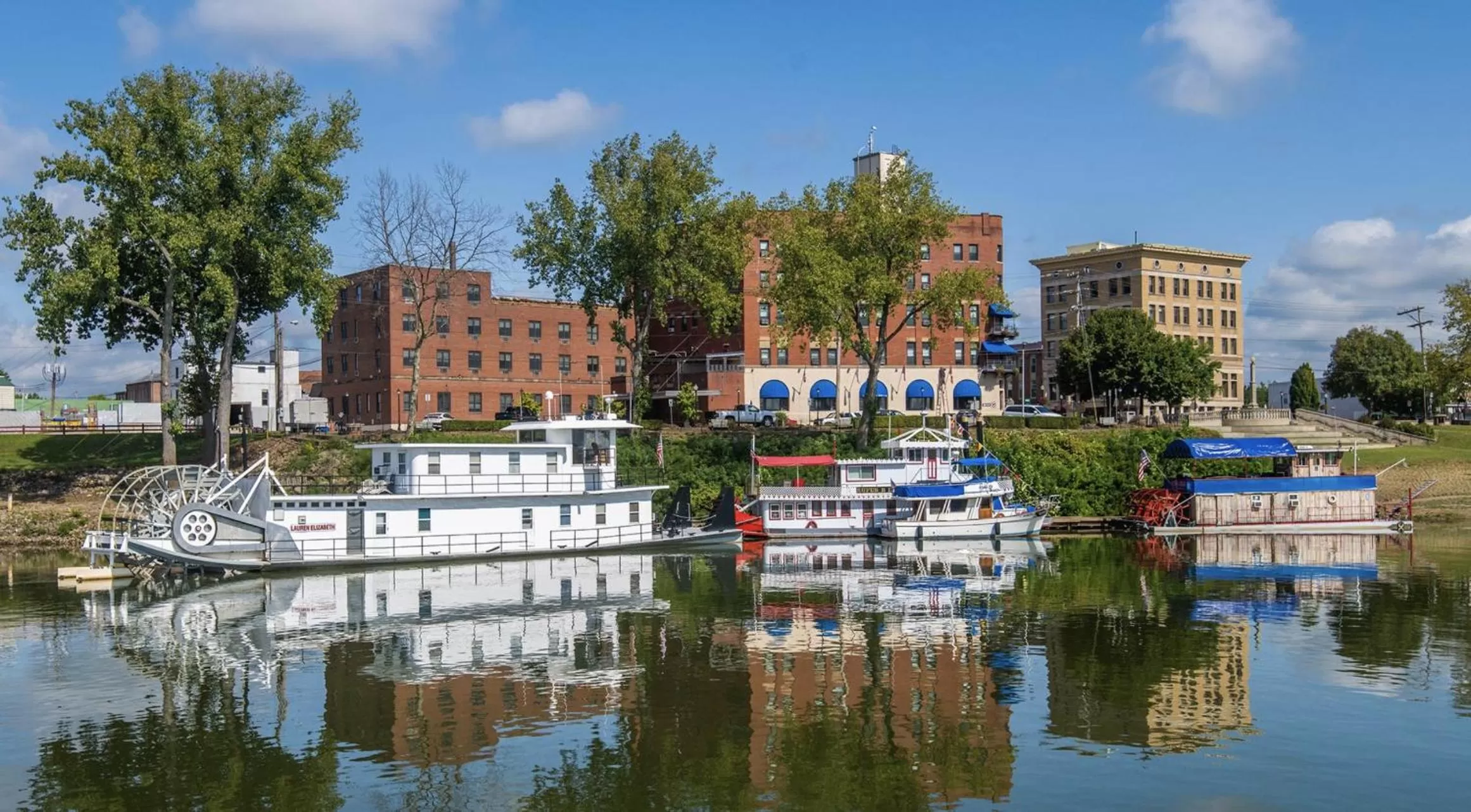Property building in Lafayette Hotel Marietta