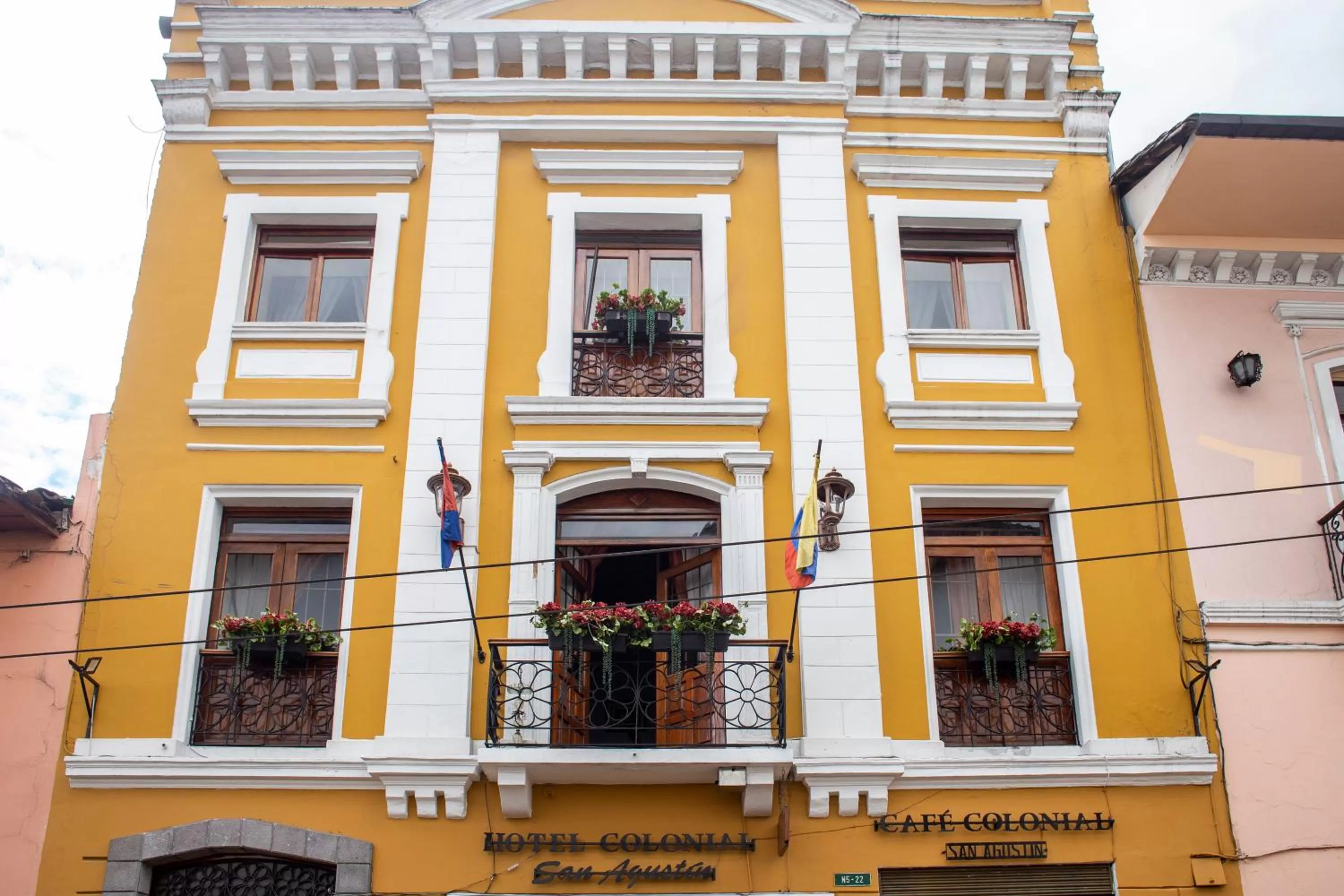 Property building in Hotel Colonial San Agustin