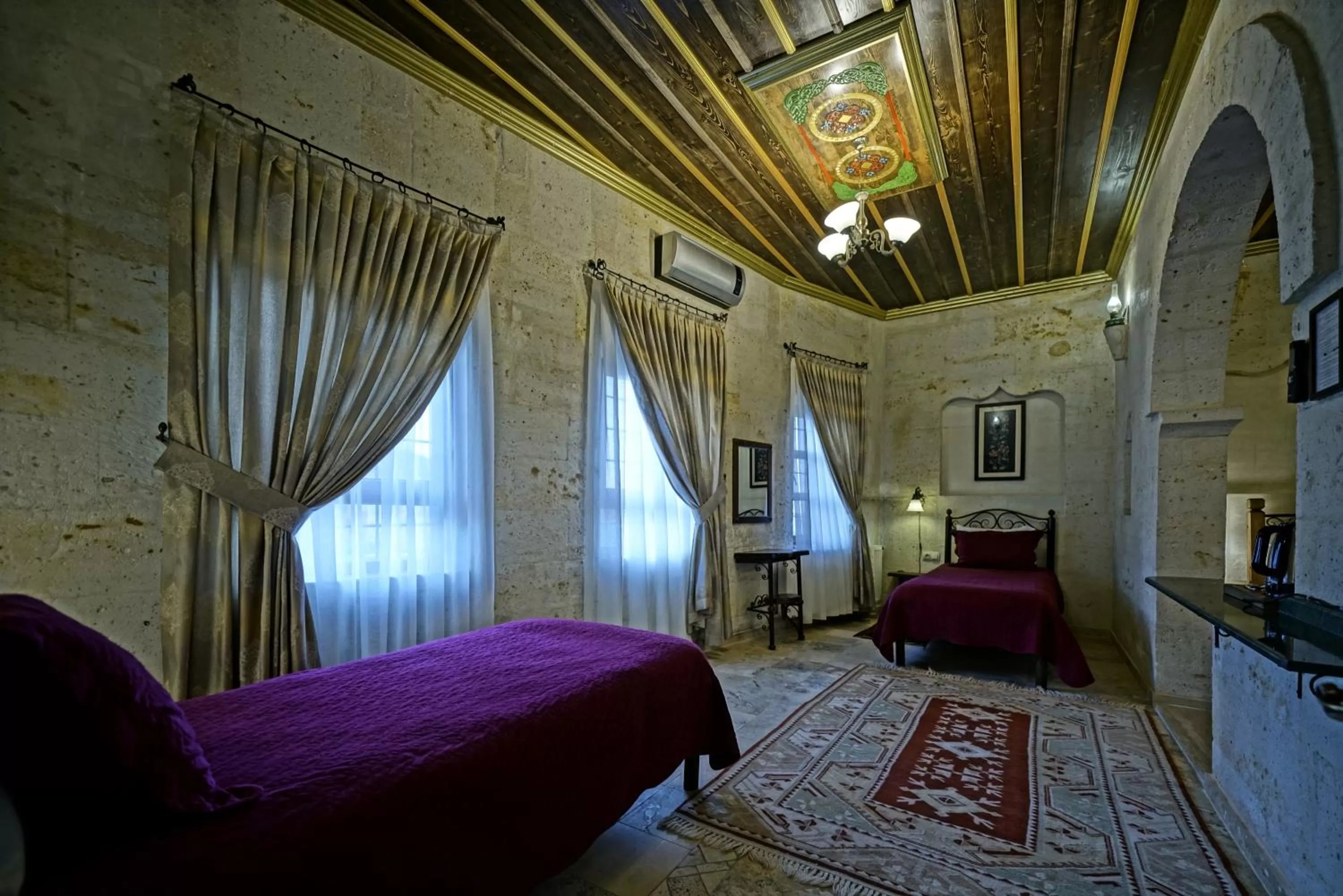 Living room in Vista Cave Hotel