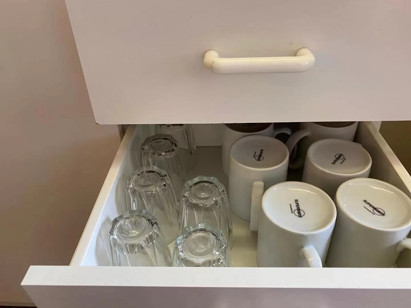 Coffee/tea facilities in Apollo Motel Parkes