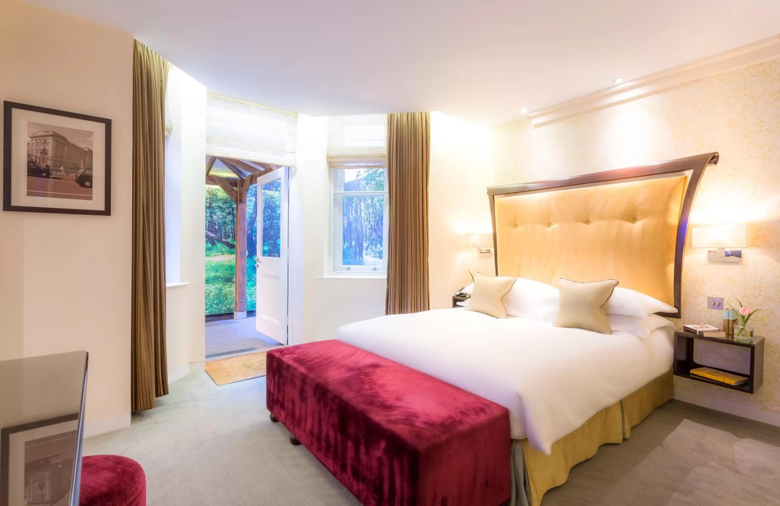 Bedroom, Bed in Ten Manchester Street Hotel