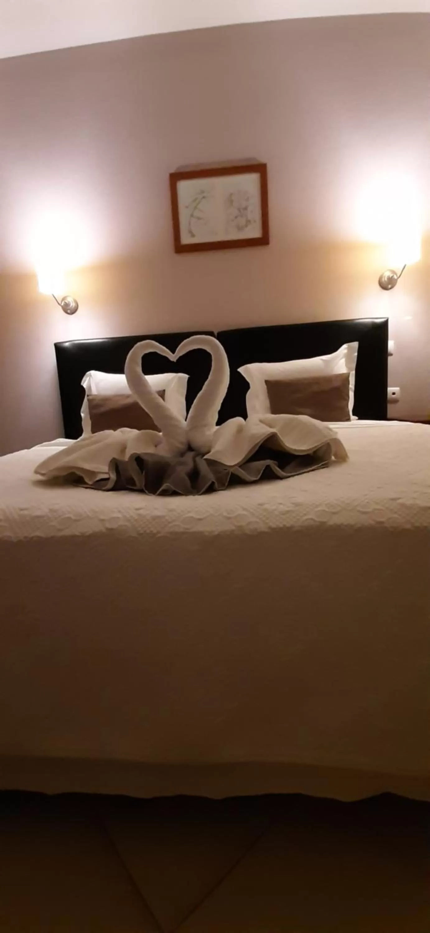 Bed in Atlantic Maio Hotel