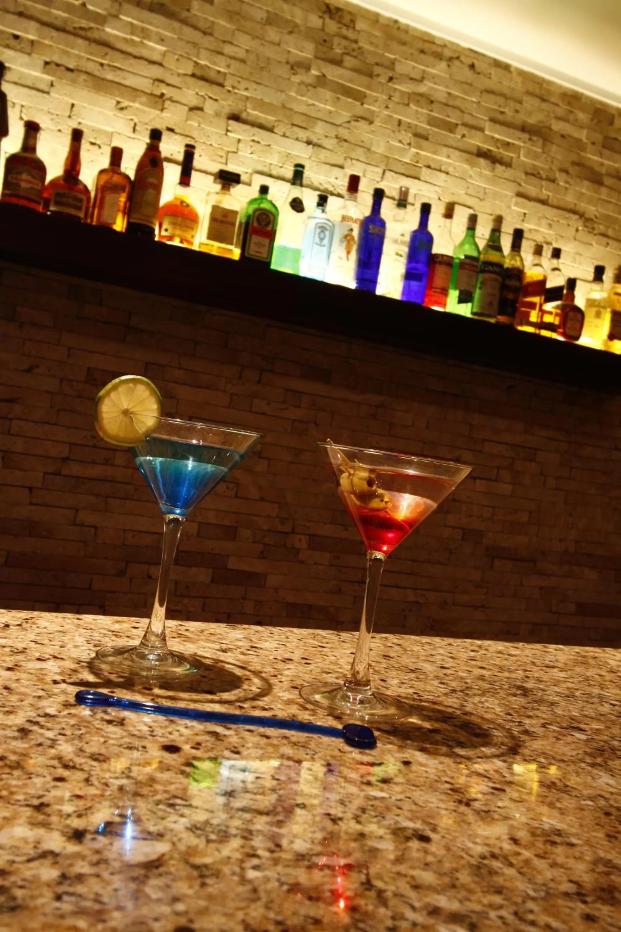 Restaurant/places to eat in Hotel Reina Isabel