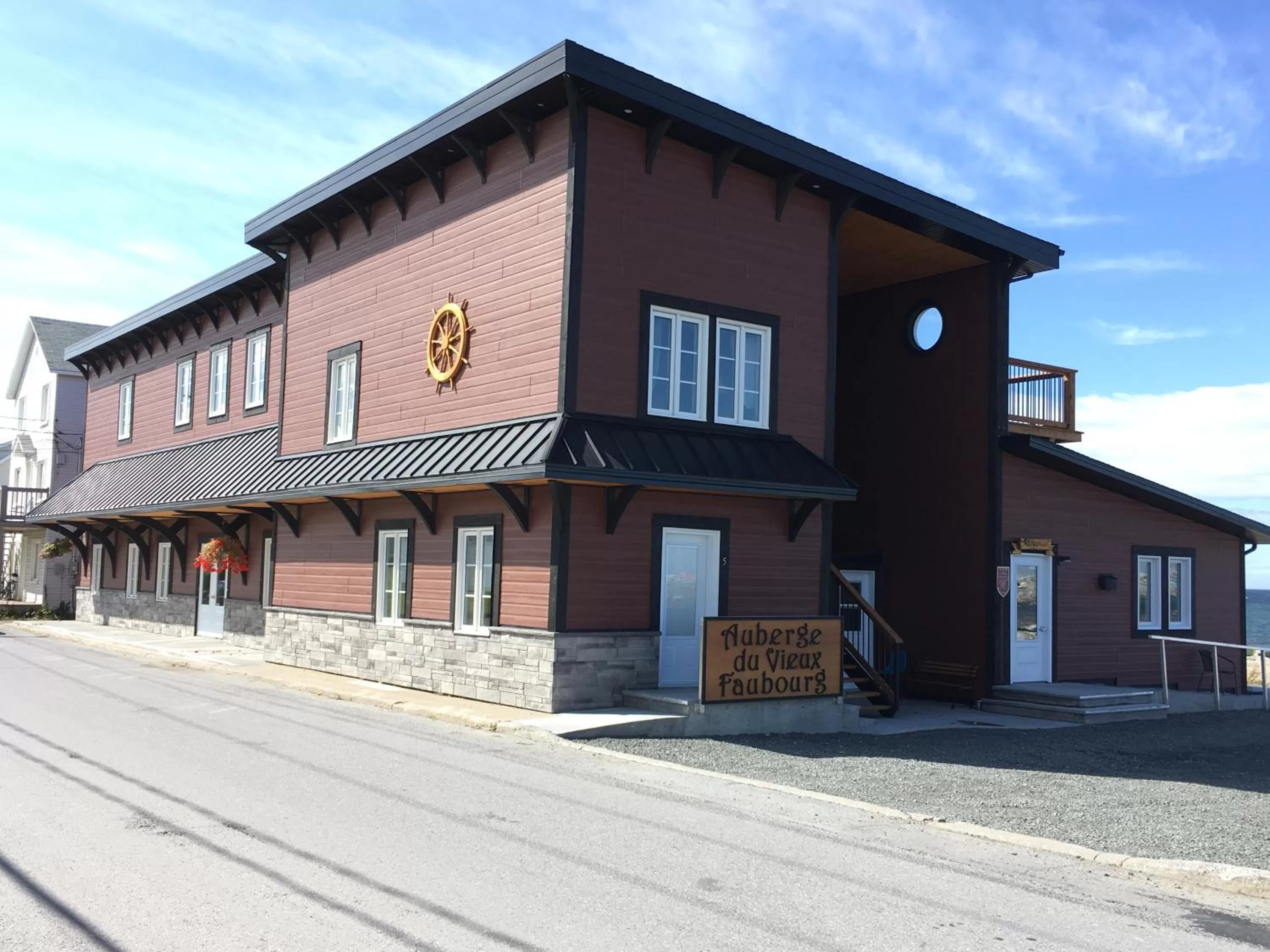 Property building in Auberge du Vieux Faubourg
