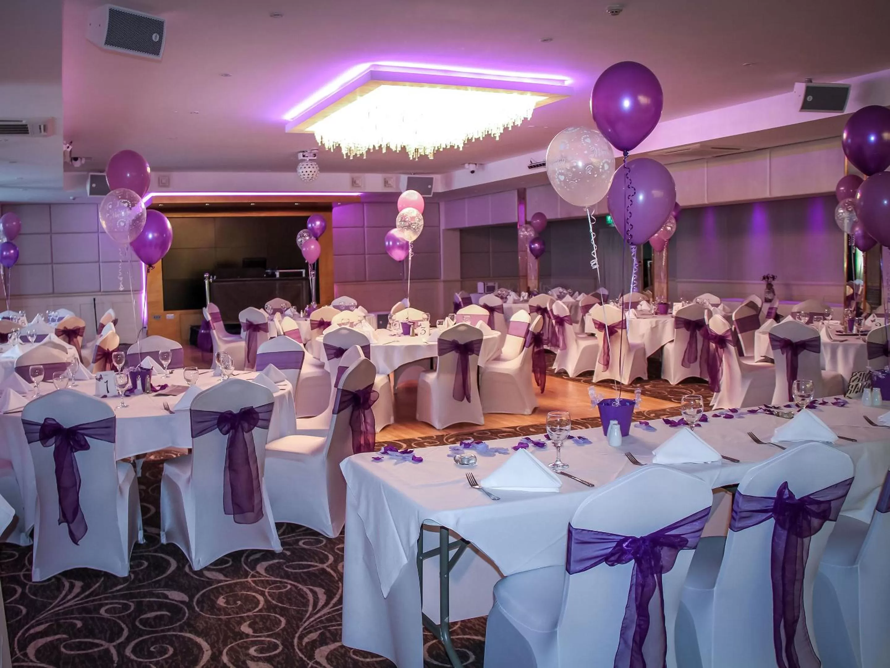 Banquet/Function facilities in Cliff Hotel