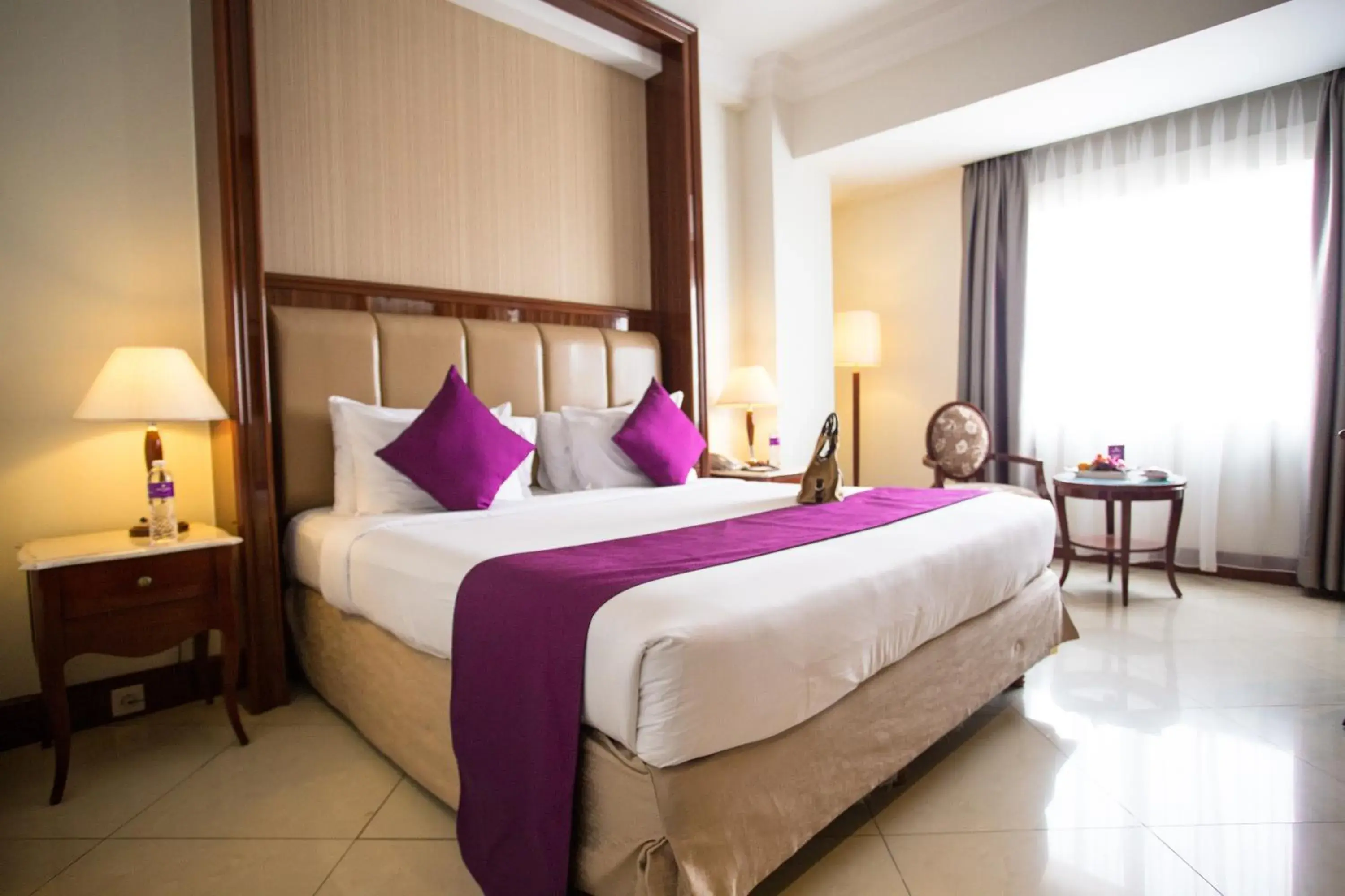 Deluxe Queen Room in Arion Suites Hotel Kemang Deluxe Queen Room in Arion Suites Hotel Kemang