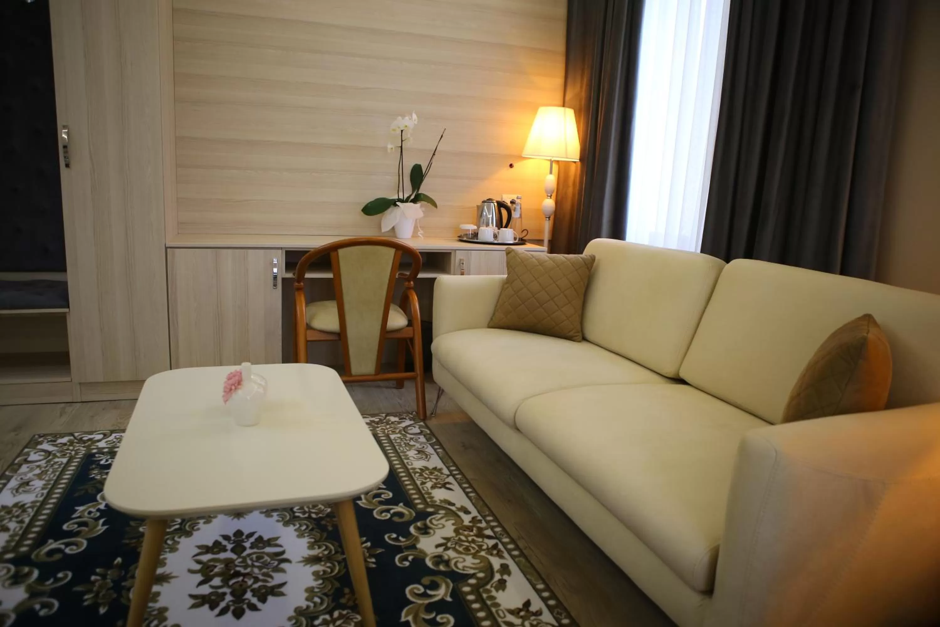 Coffee/tea facilities in Hotel Colombo