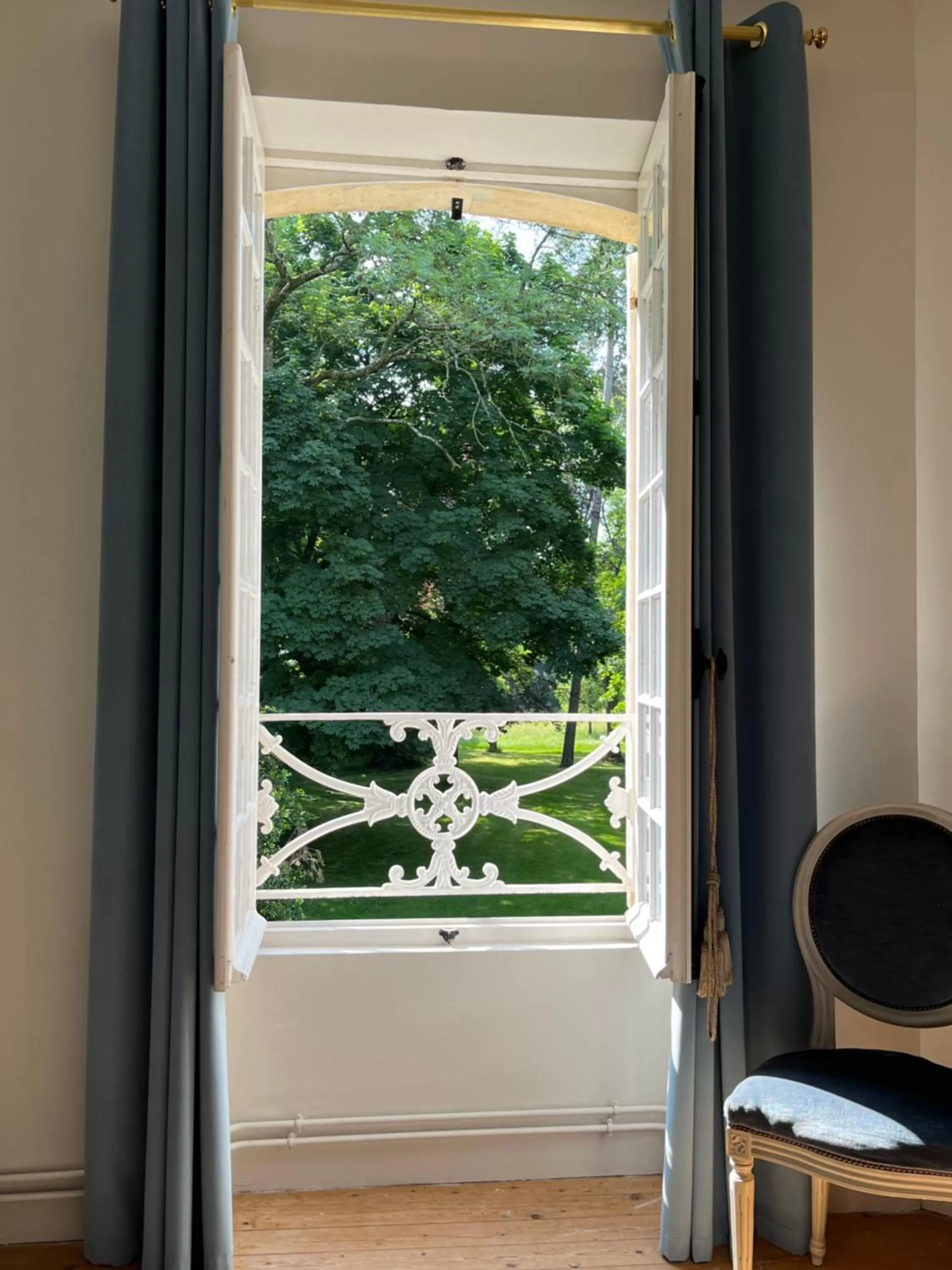 View in les grandes hayes