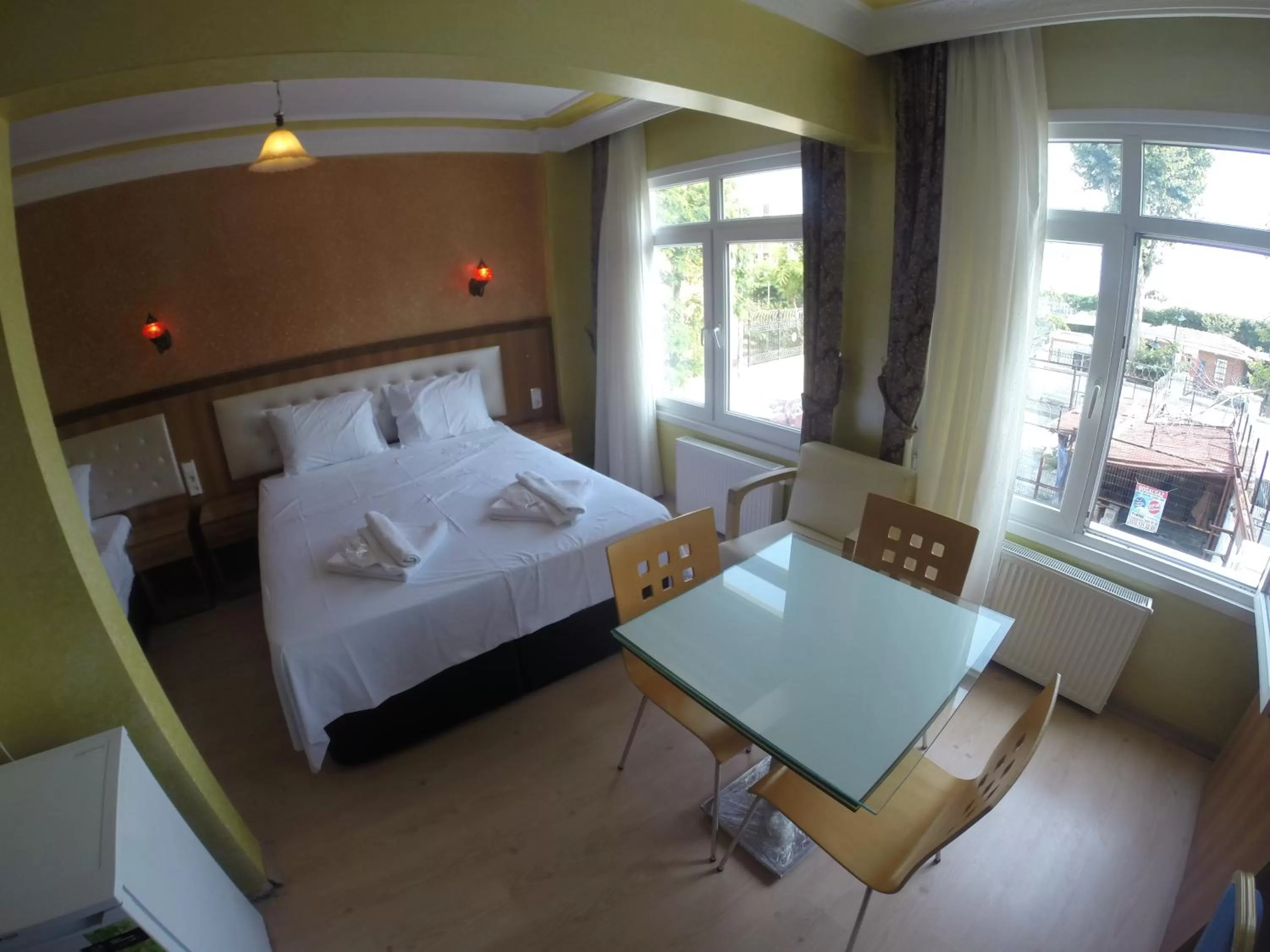 Living room, Room Photo in Arat Apartments