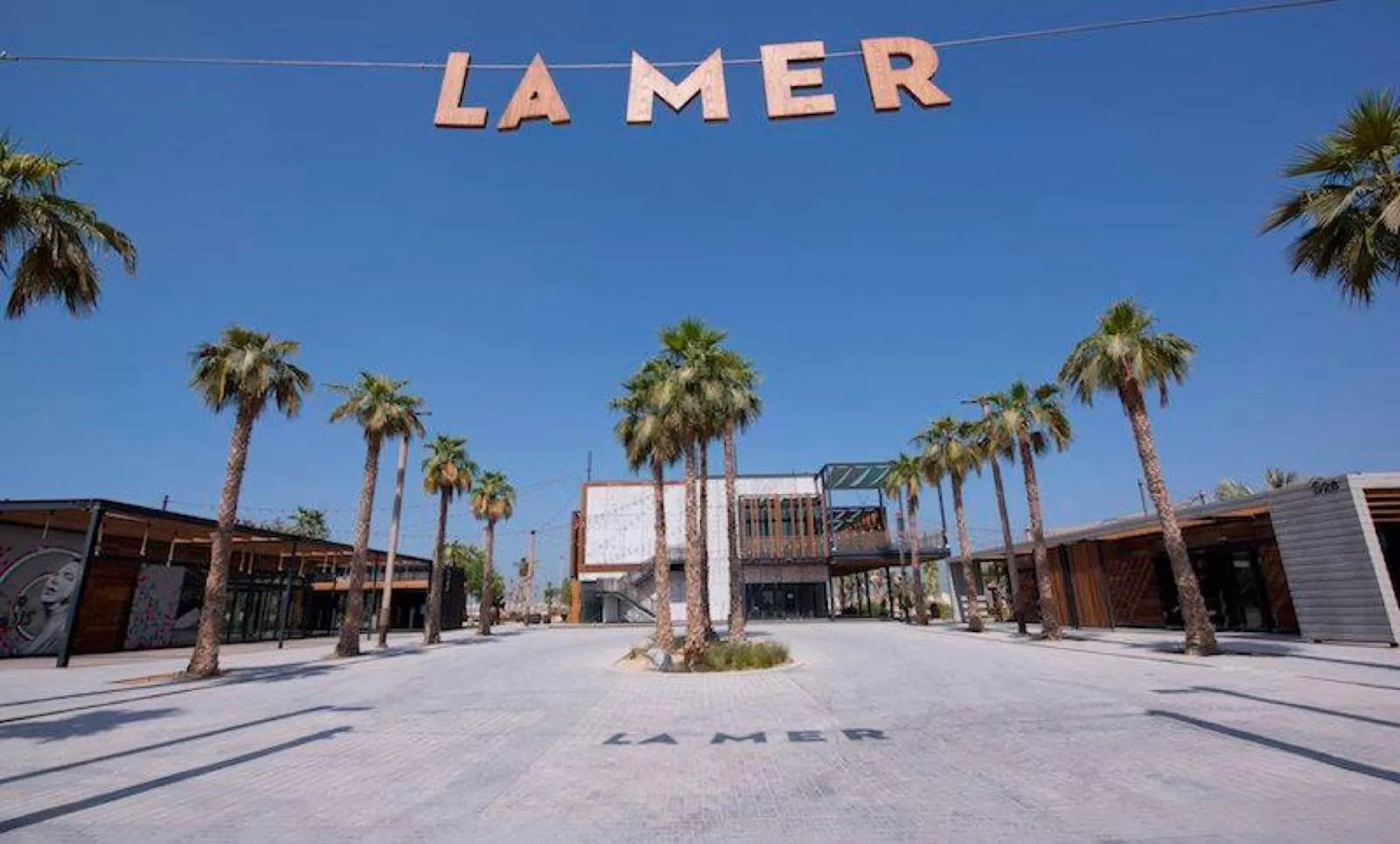 Neighbourhood in Savoy Crest Hotel Apartments