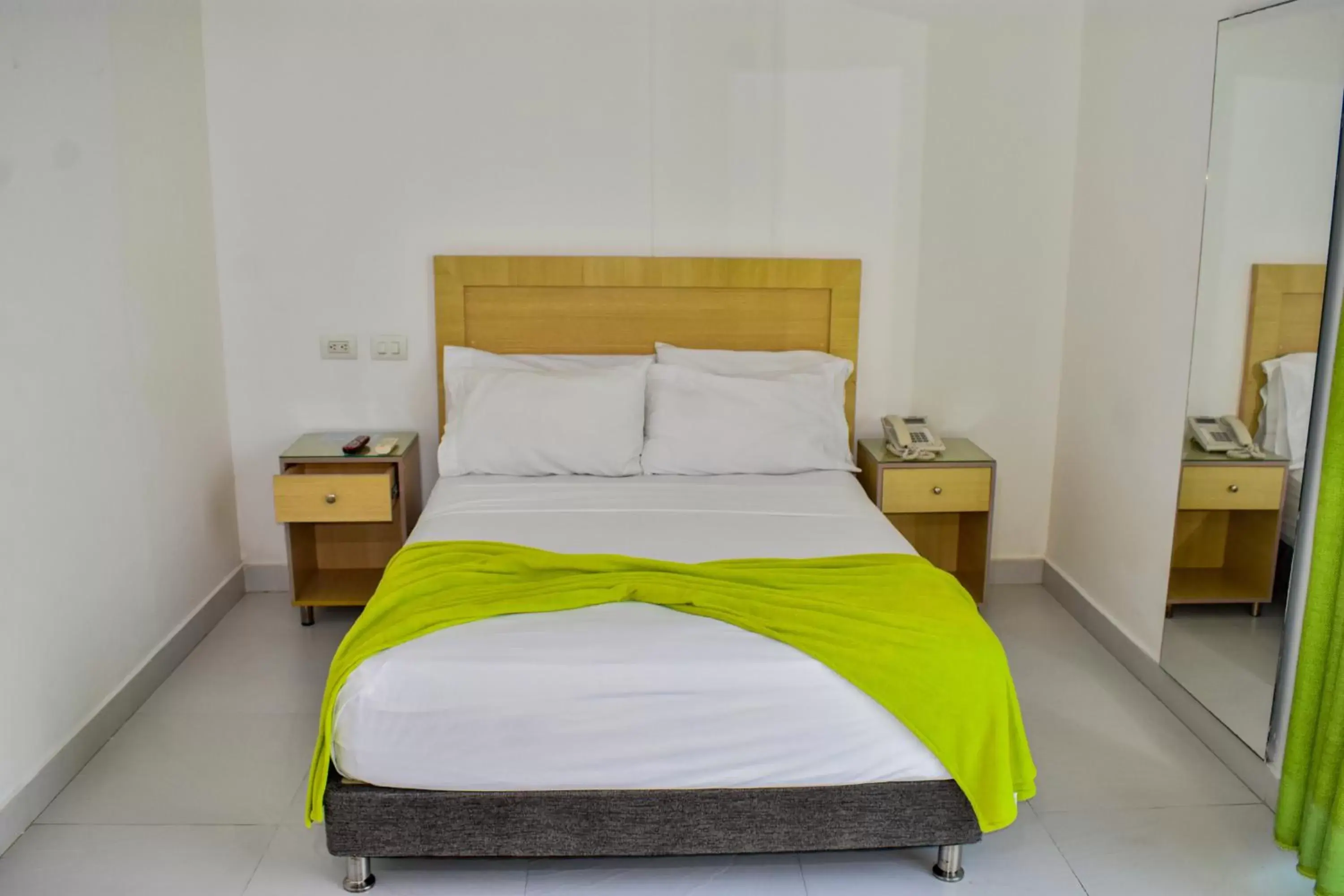 Double Room in Hotel Isla Capri Double Room in Hotel Isla Capri