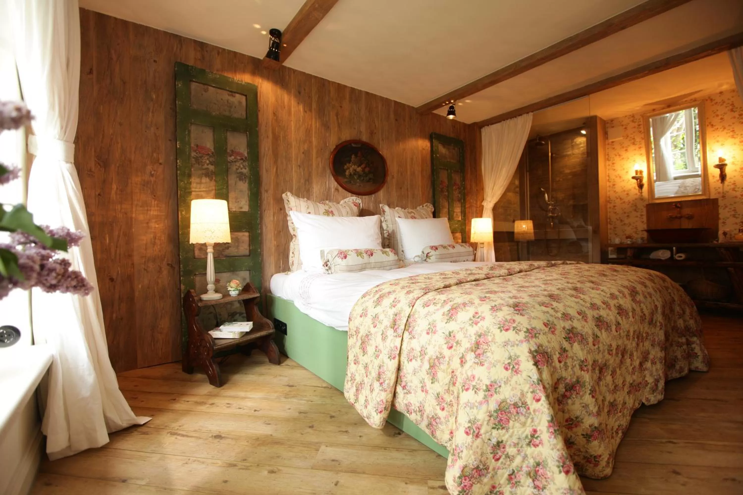 Decorative detail, Room Photo in Weißt Du noch - Gästehäuser & Suiten