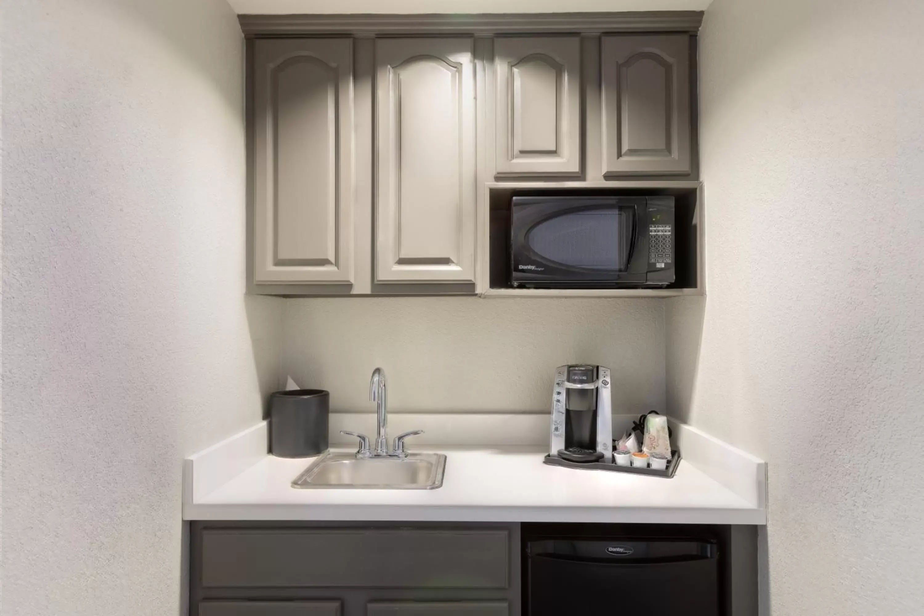 Queen Suite with Sofa Bed in Holiday Inn & Suites Orlando SW - Celebration Area by IHG Queen Suite with Sofa Bed in Holiday Inn & Suites Orlando SW - Celebration Area by IHG