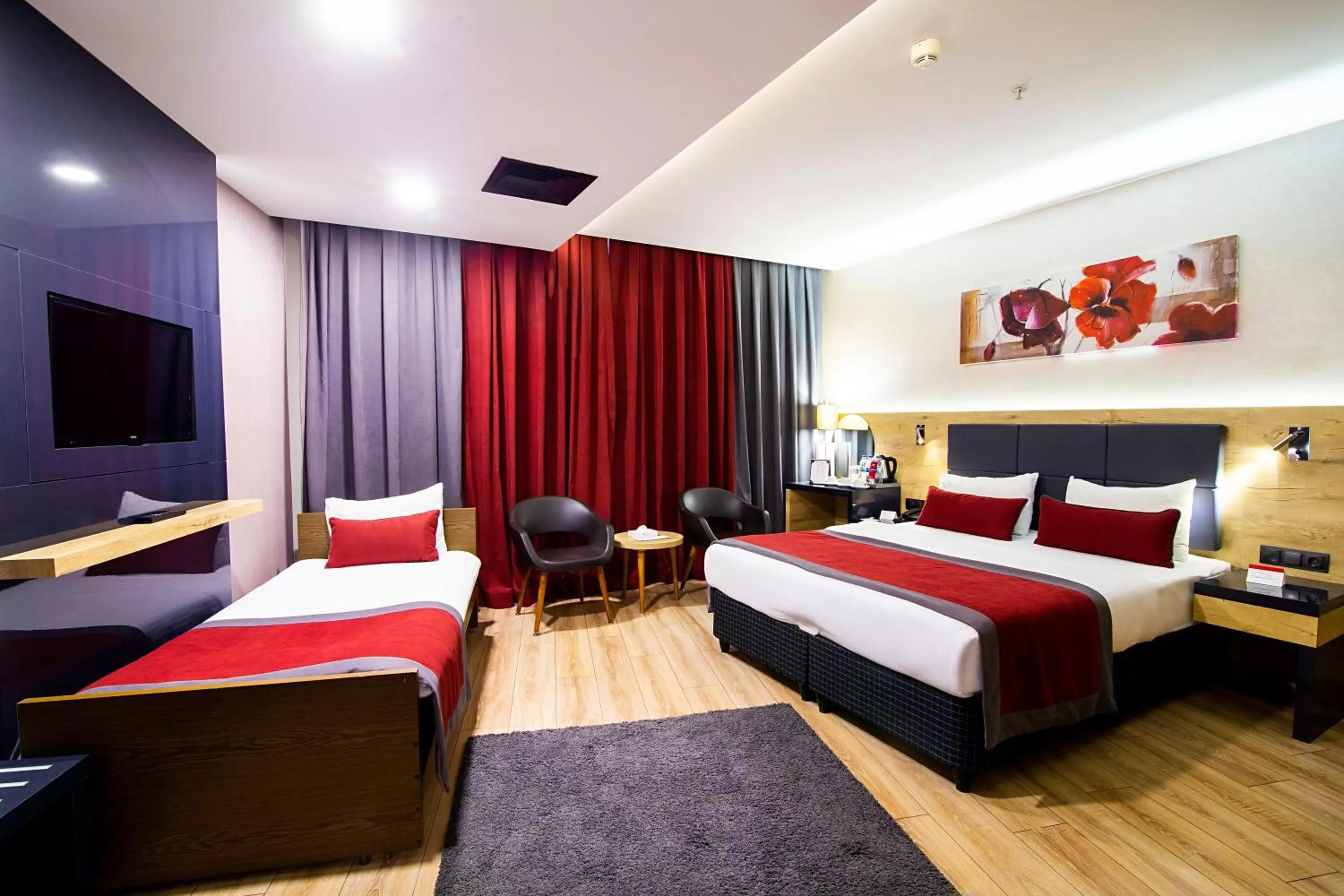 TV and multimedia, Bed in Ramada Encore by Wyndham Gebze