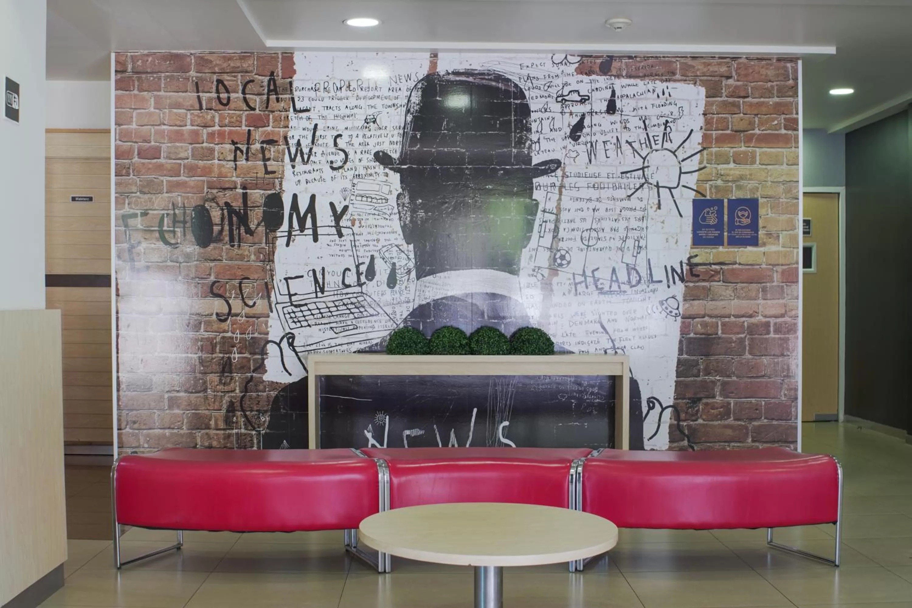 Lobby or reception in Ibis Hermosillo