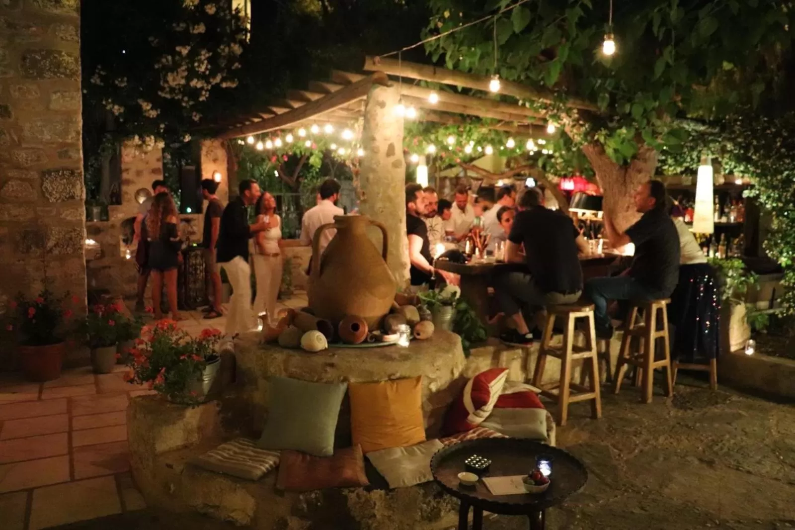 People, Restaurant/Places to Eat in Ha La Bodrum