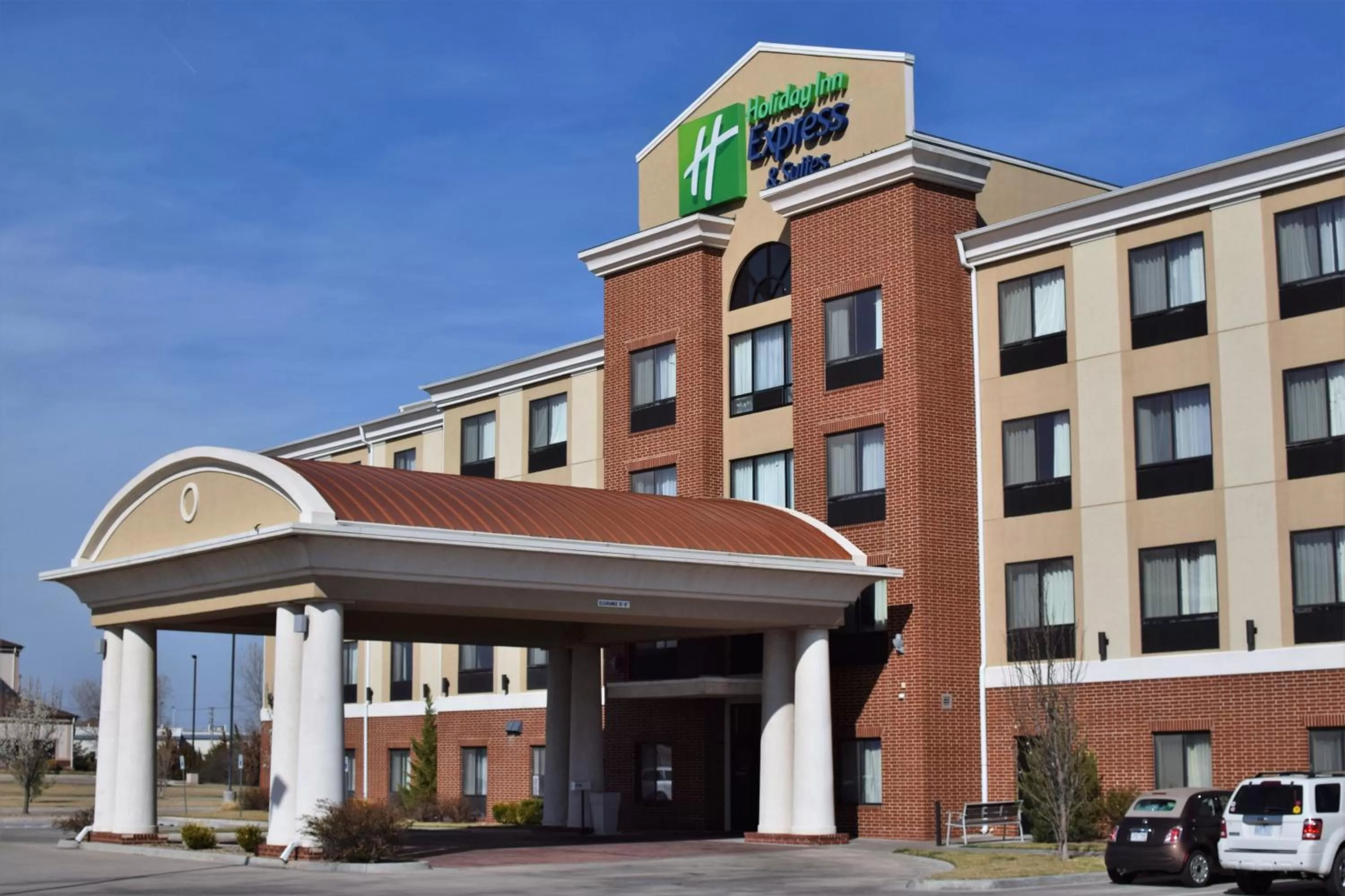 Holiday Inn Express Pratt by IHG