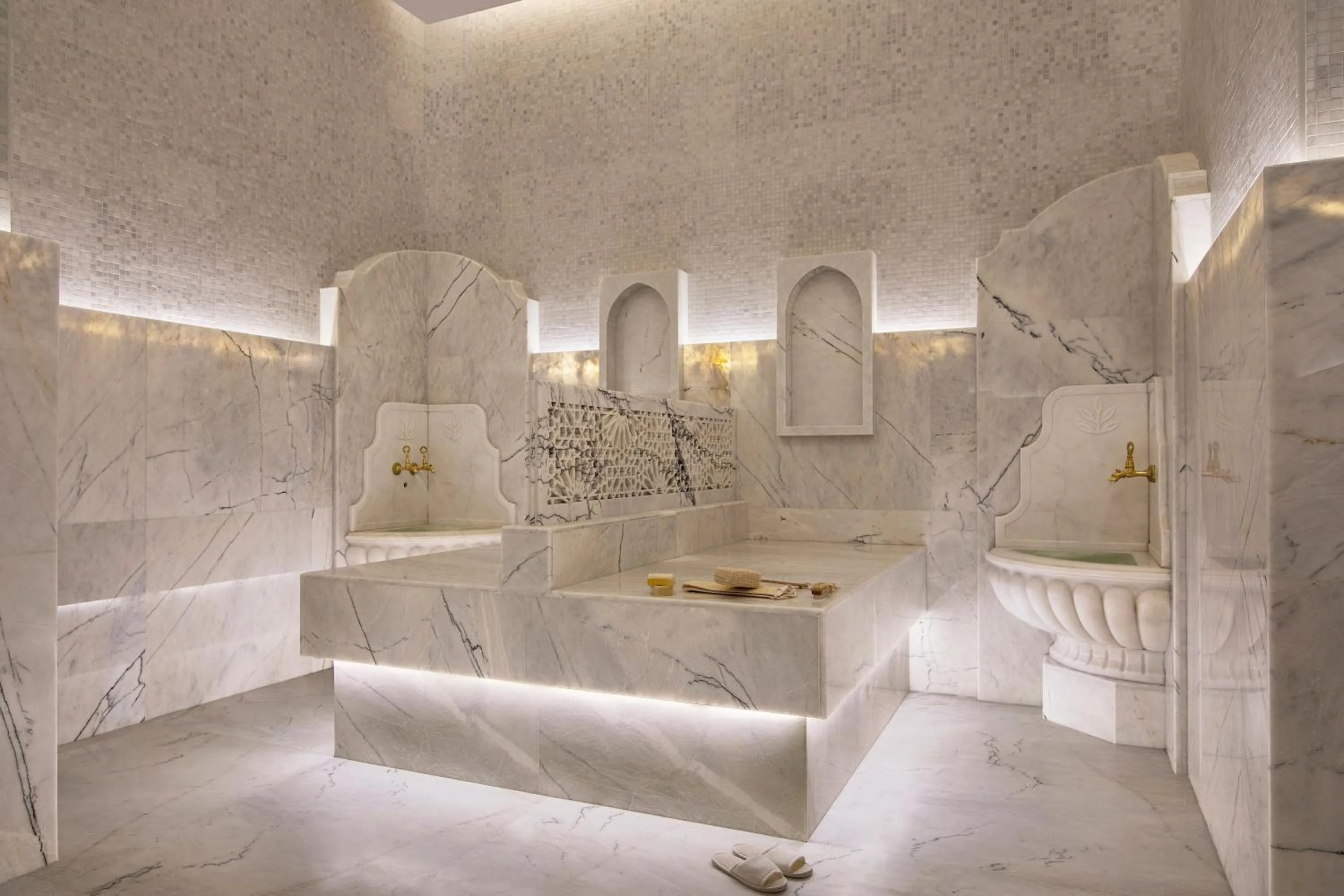 Spa and wellness centre/facilities in Cristal Amaken Hotel Riyadh