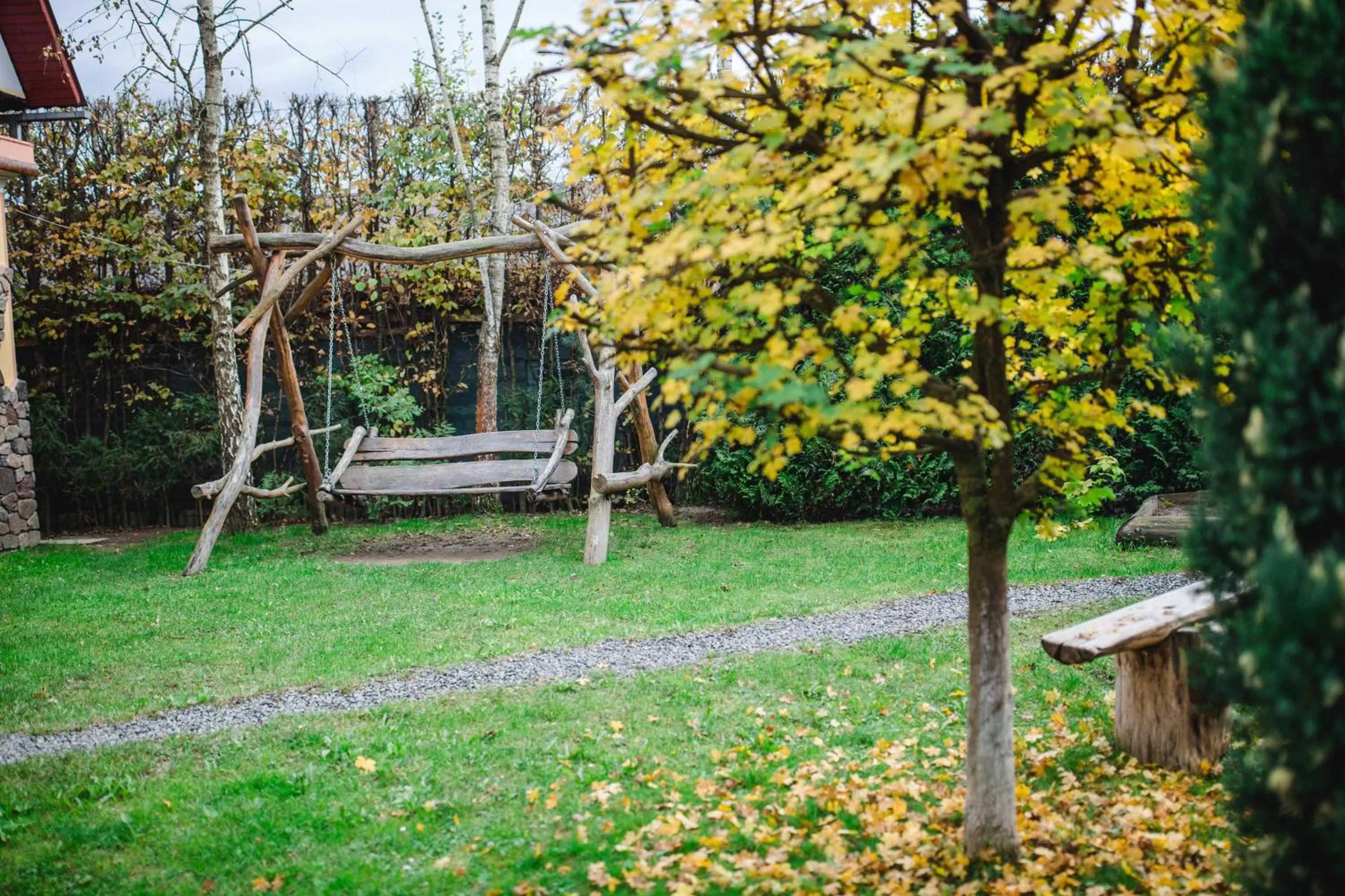Garden in Kolyba Opryshkiv