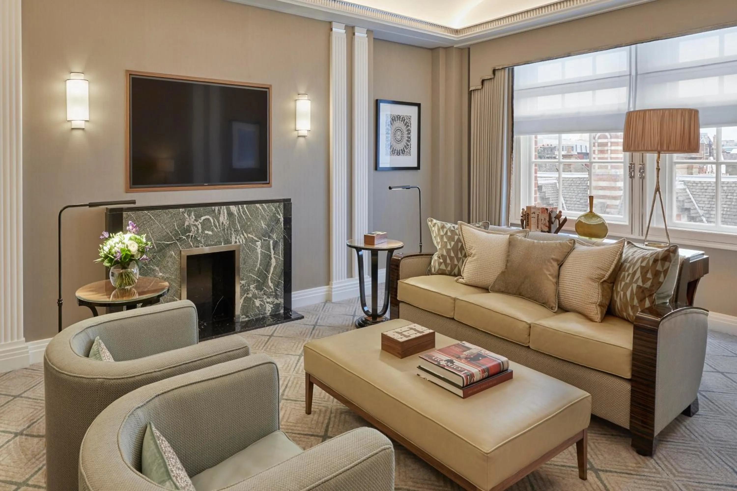 Living room in Claridge's, Maybourne