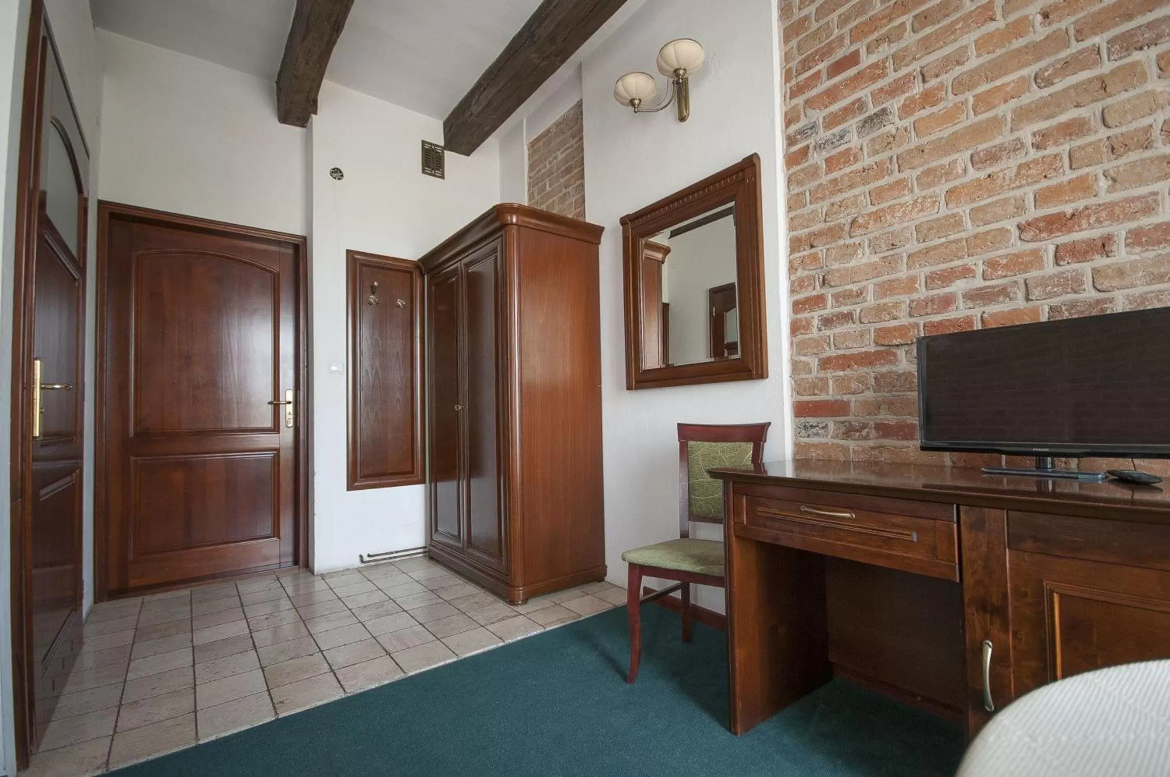 Photo of the whole room, TV/Entertainment Center in Hotel Restauracja Pod Parowozem