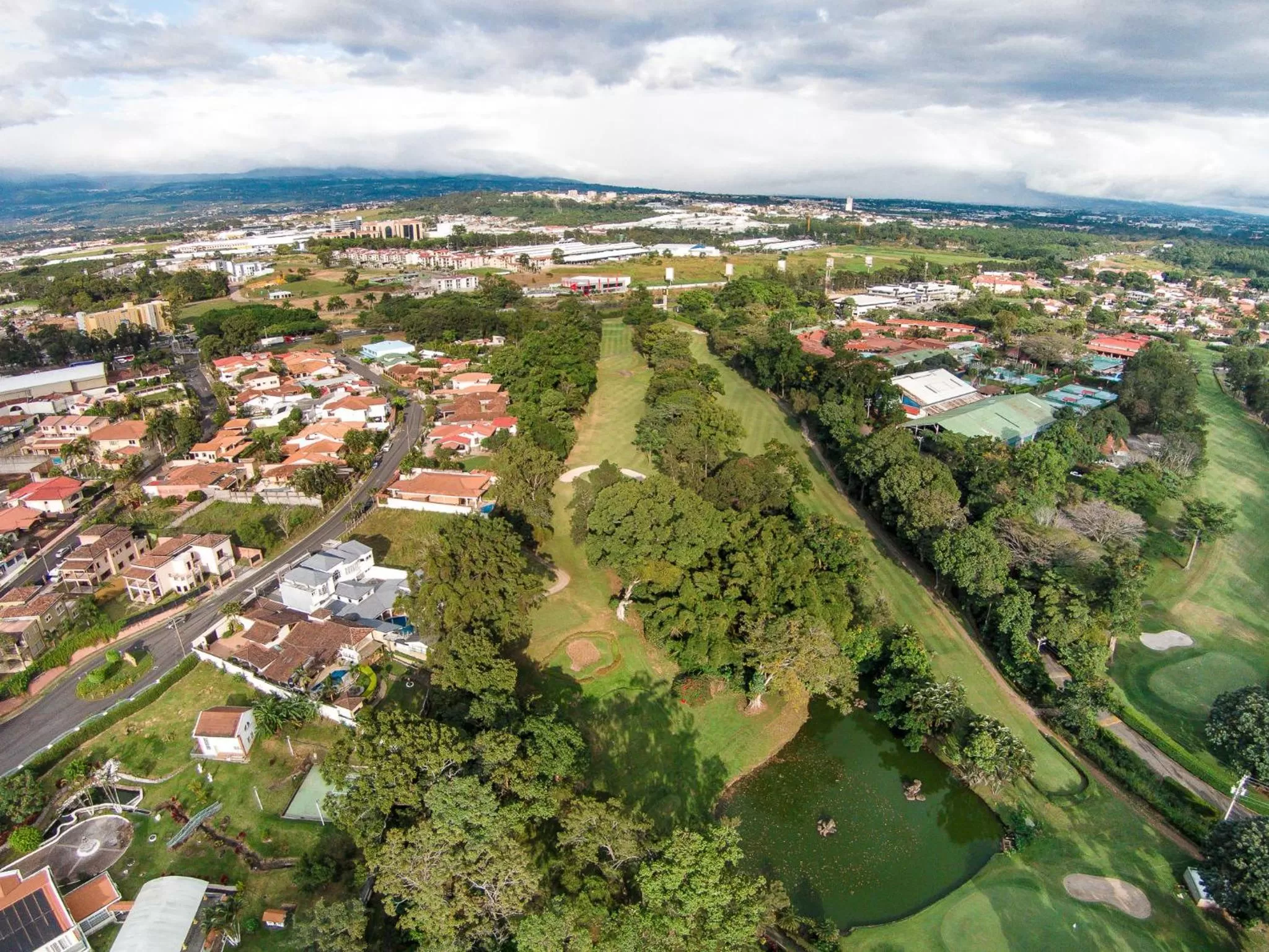 Facade/entrance in Alameda Cariari Boutique Hotel