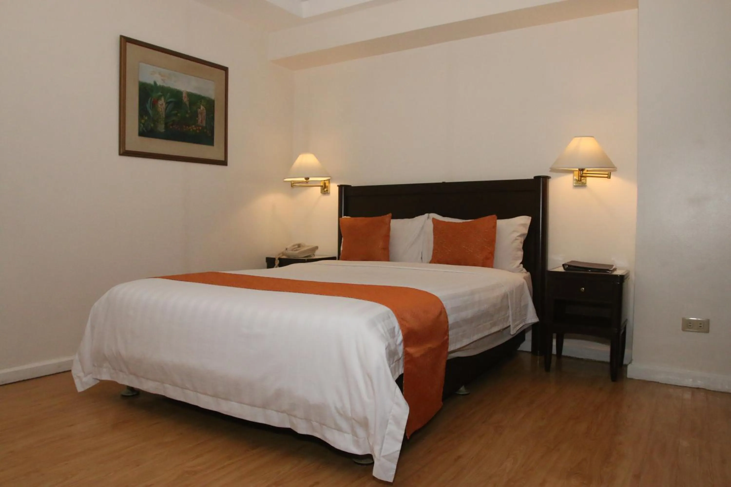 Bed in Harbor Town Hotel