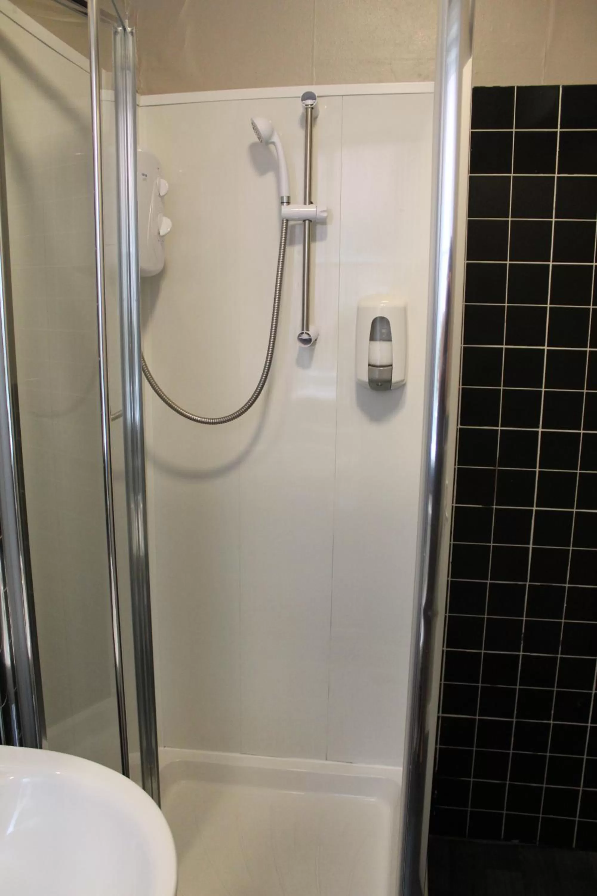 Bathroom in Mitre Hotel Manchester City Centre