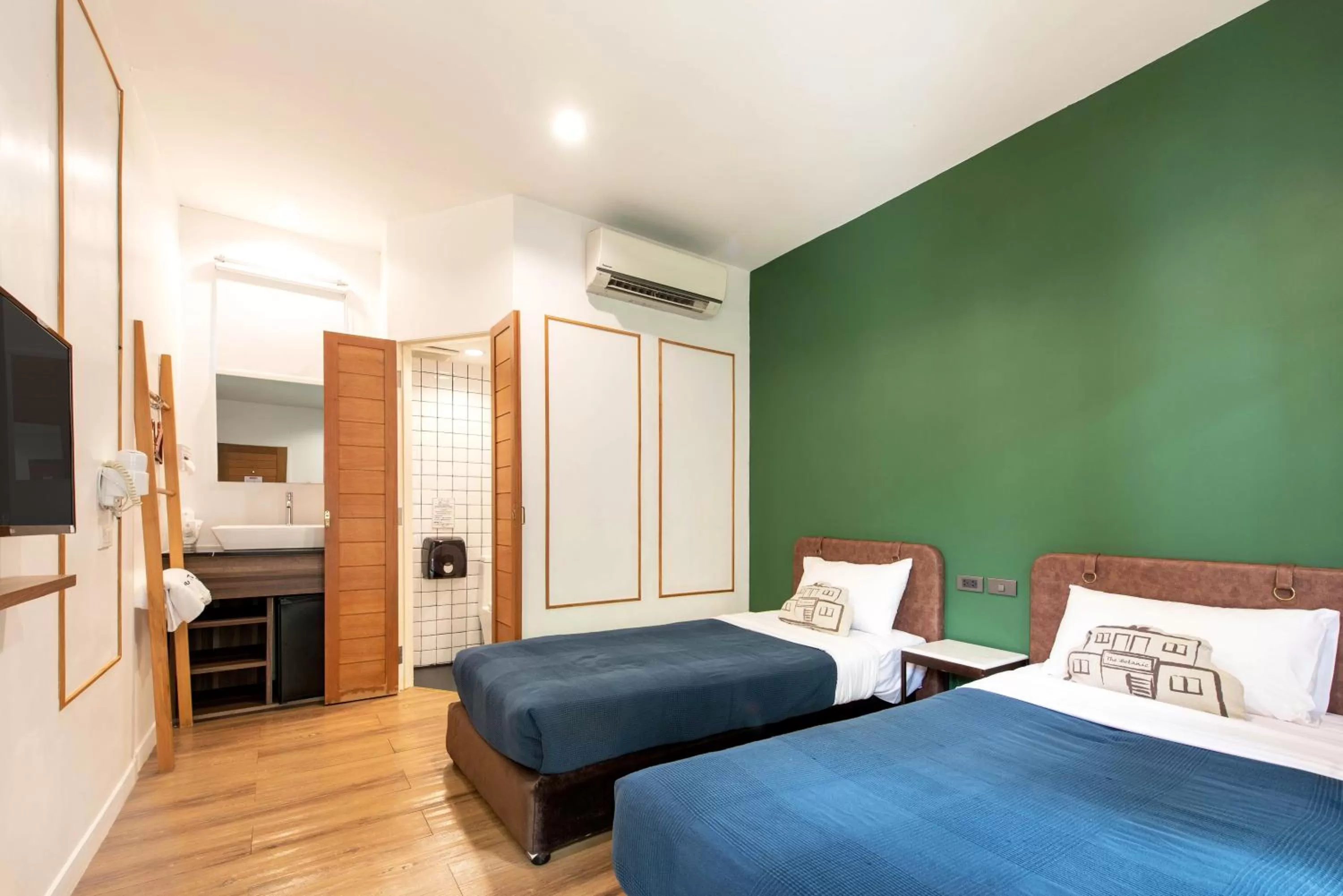 Bed in Botanic Service Room at Impact Muangthongthani - SHA Certified