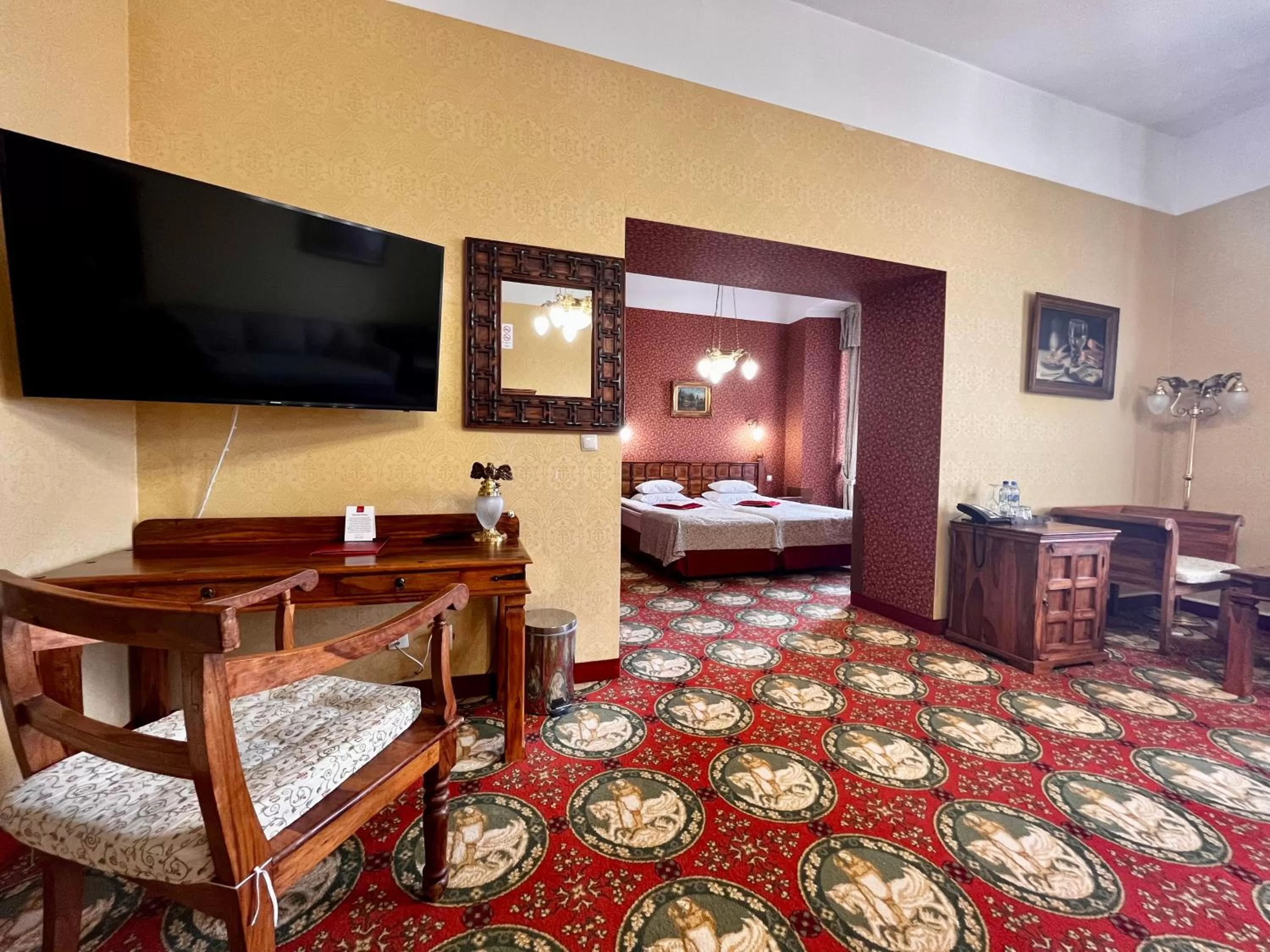 Seating area, Bed in Hotel Zamek Ryn