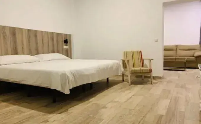 Three-Bedroom Apartment in Hotel Madrid Río Three-Bedroom Apartment in Hotel Madrid Río