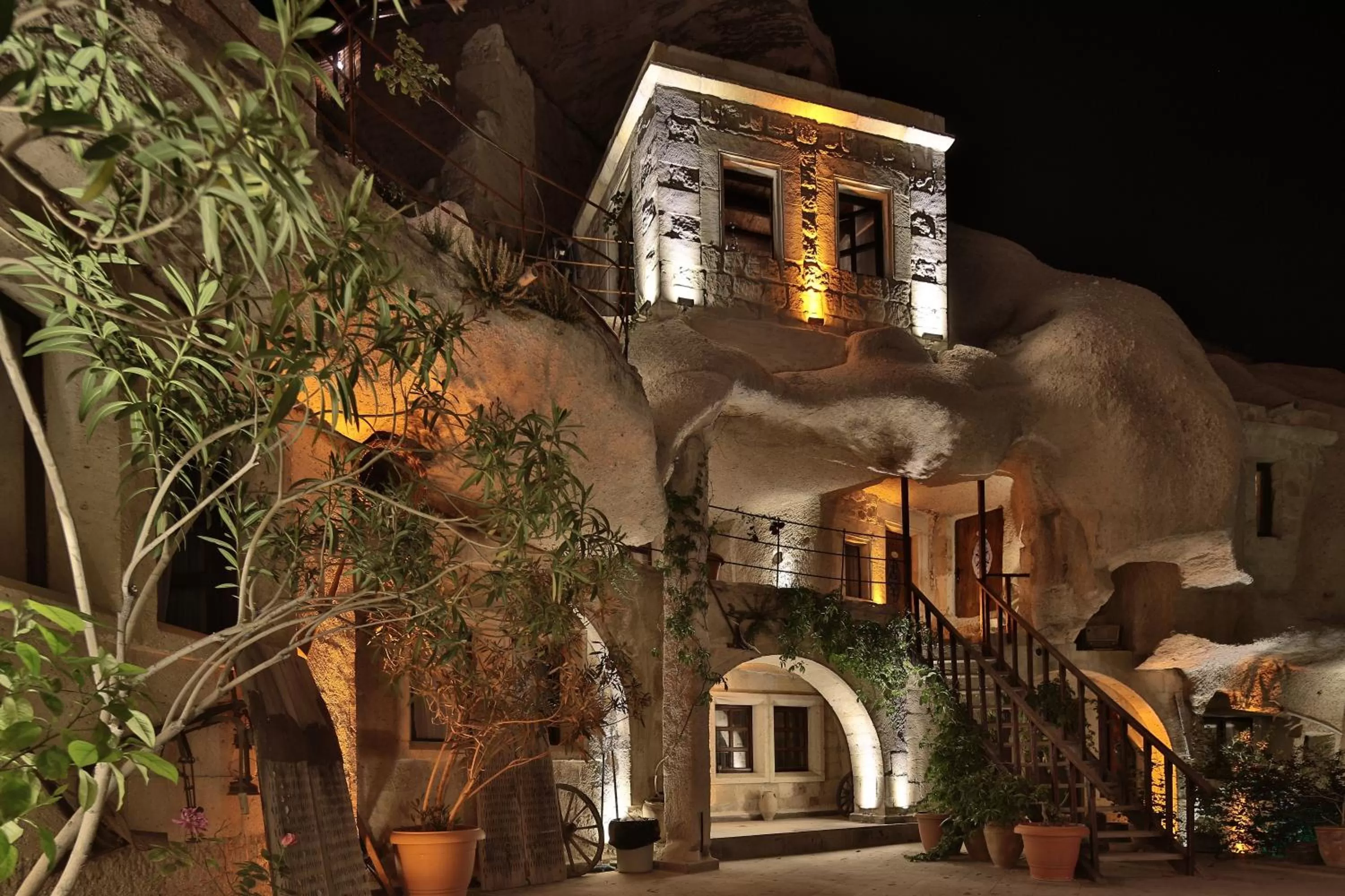 Other in Shoestring Cave House