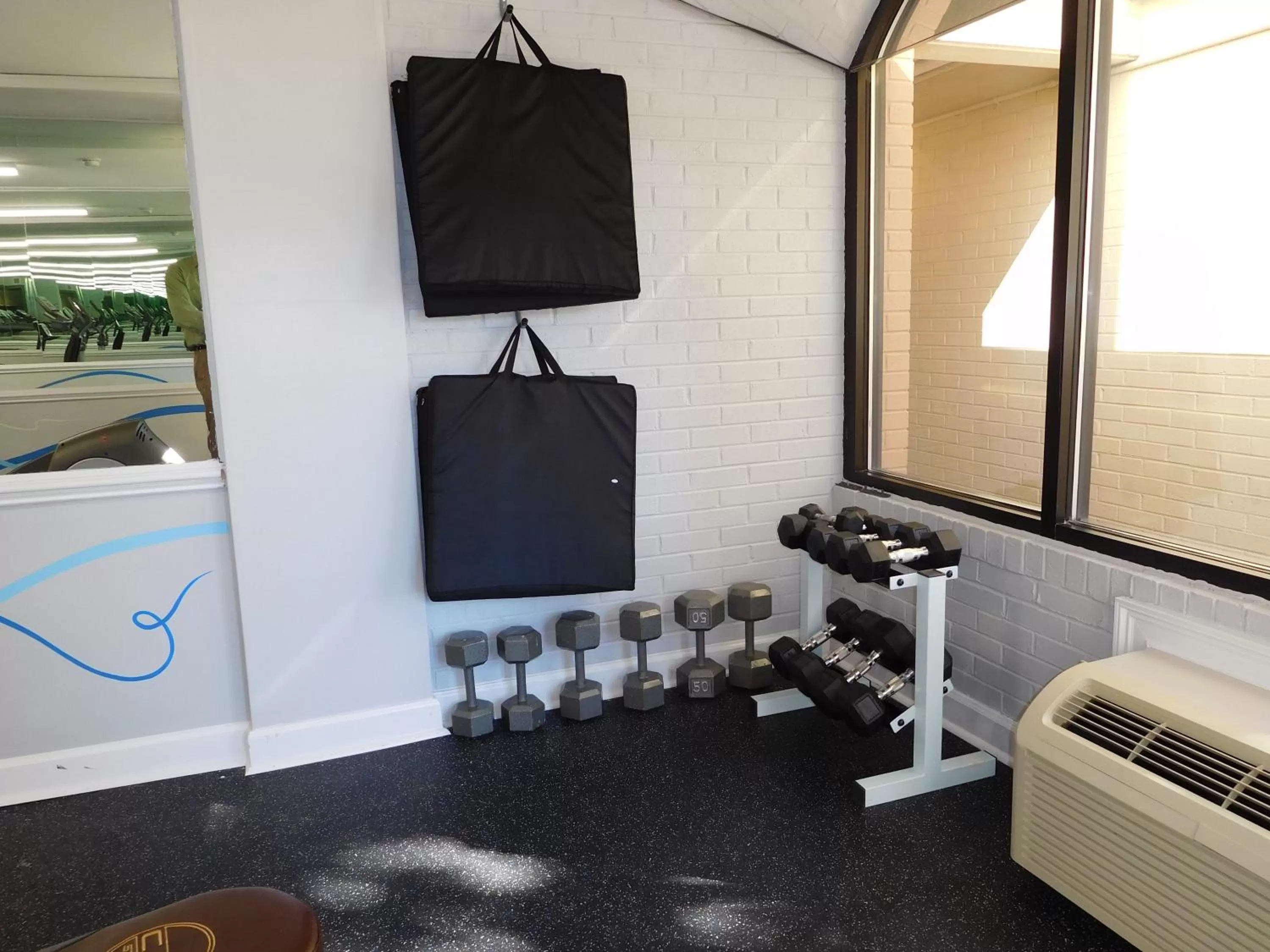 Fitness centre/facilities in Wyndham Garden Greensboro
